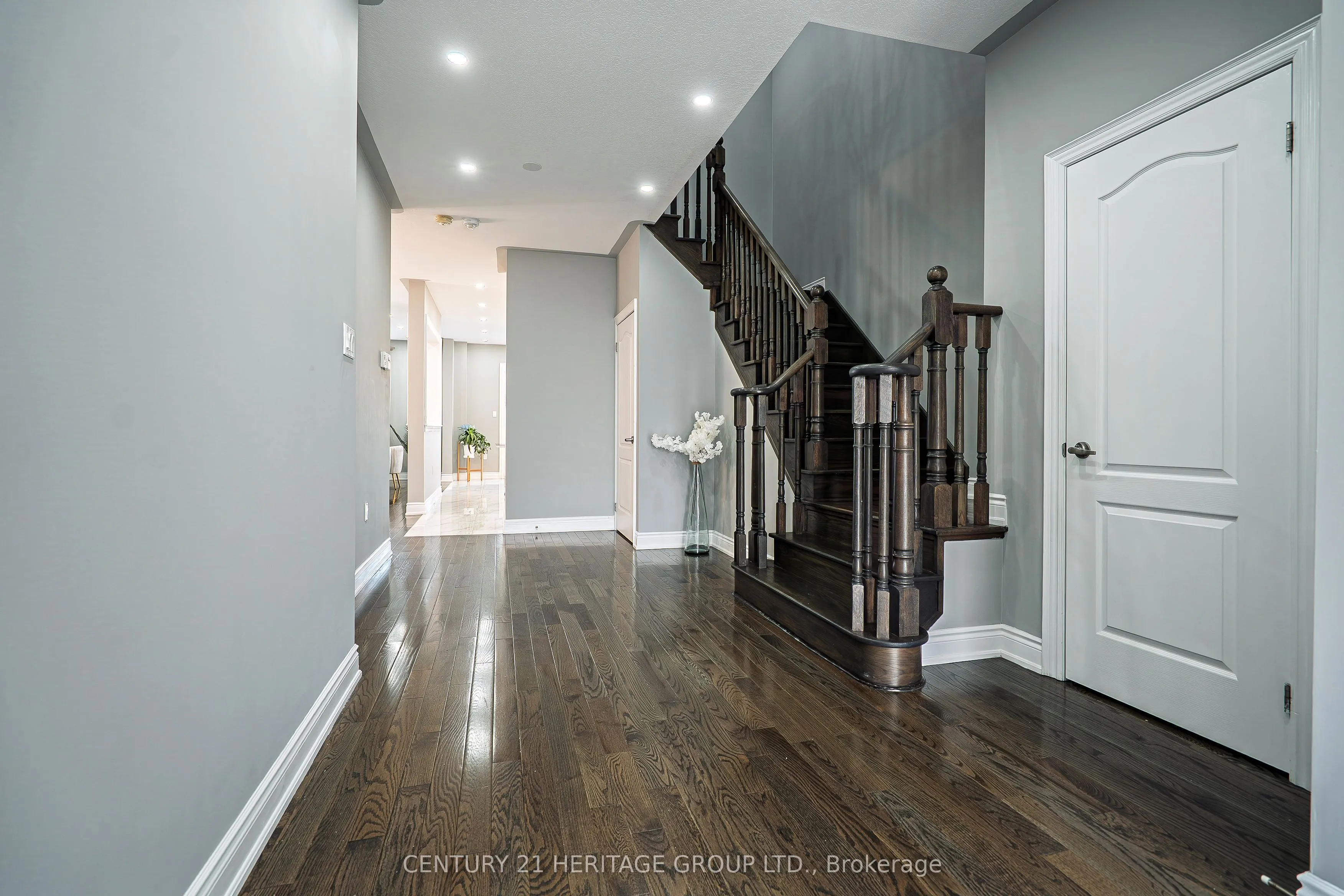 89 Sutherland Avenue