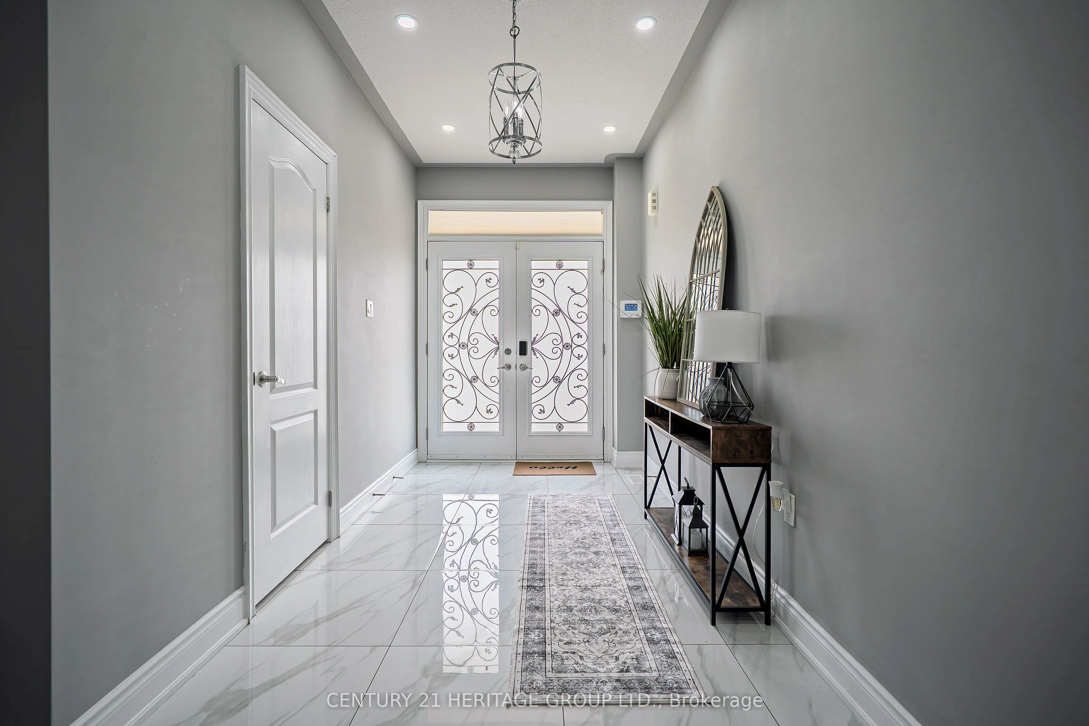 89 Sutherland Avenue