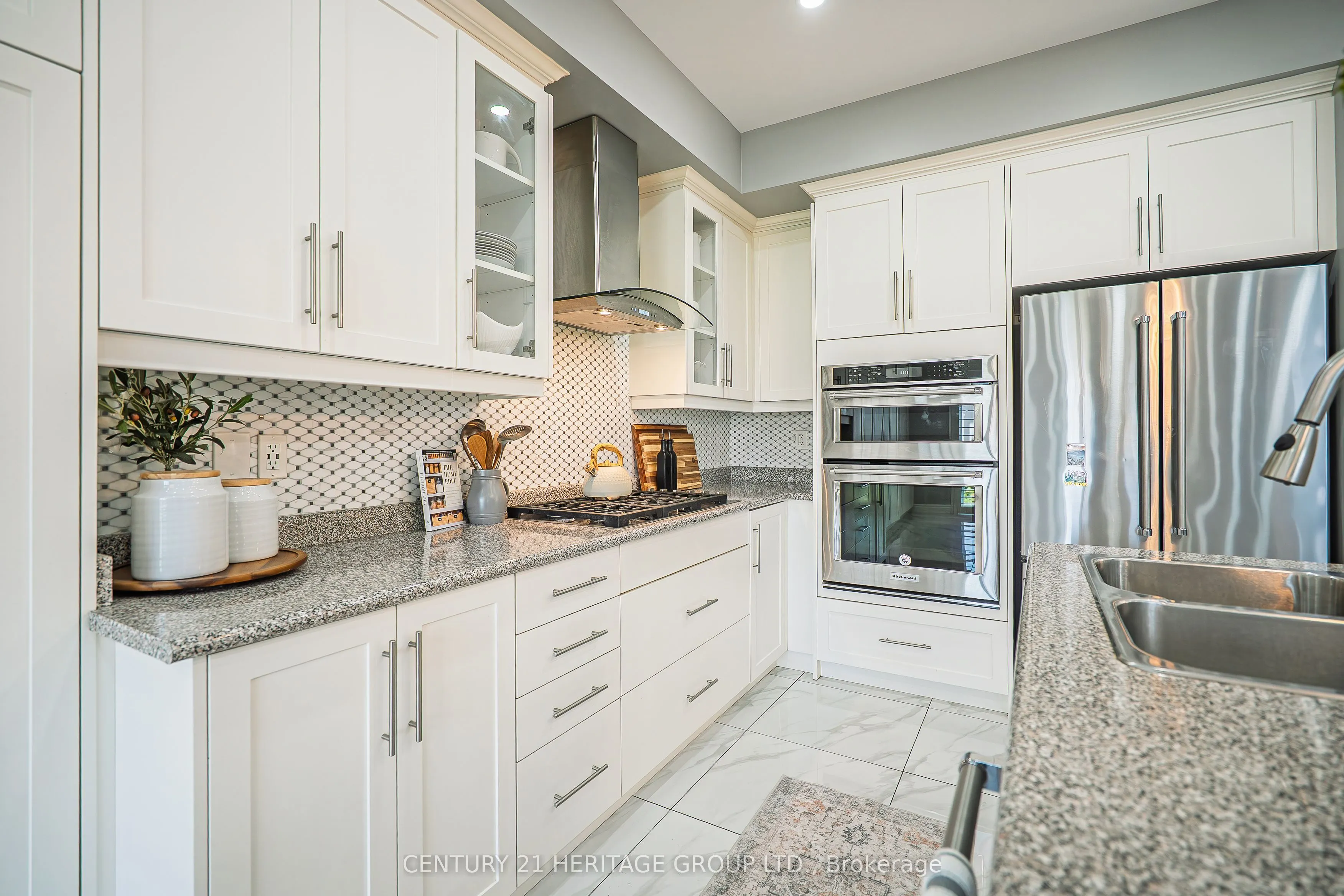 89 Sutherland Avenue