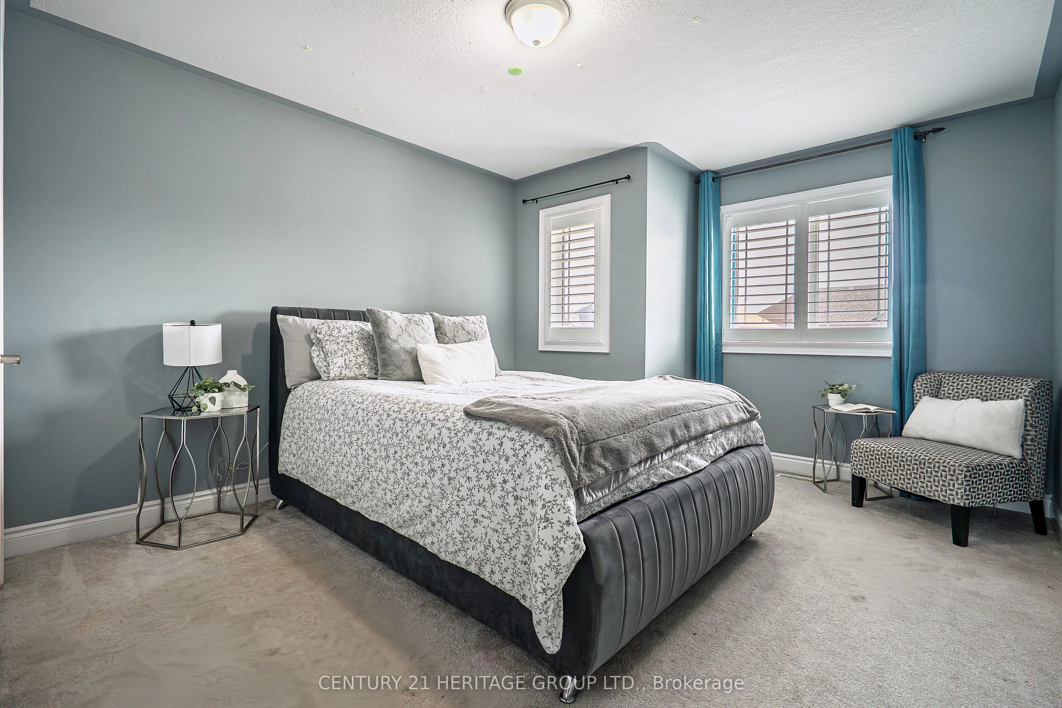 89 Sutherland Avenue