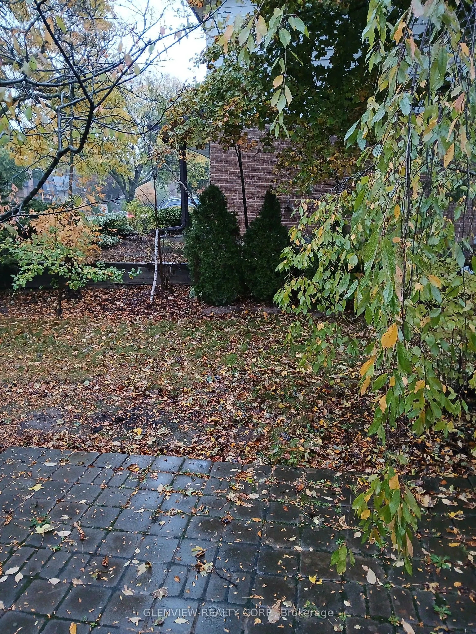 120 Romfield Circuit