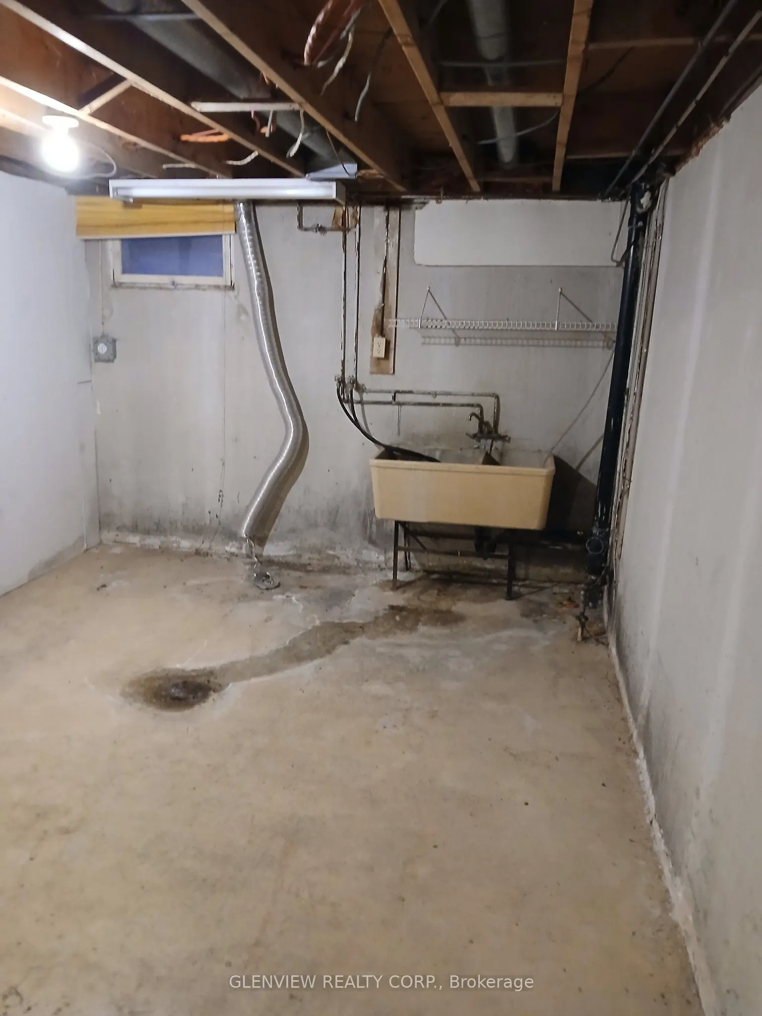 120 Romfield Circuit