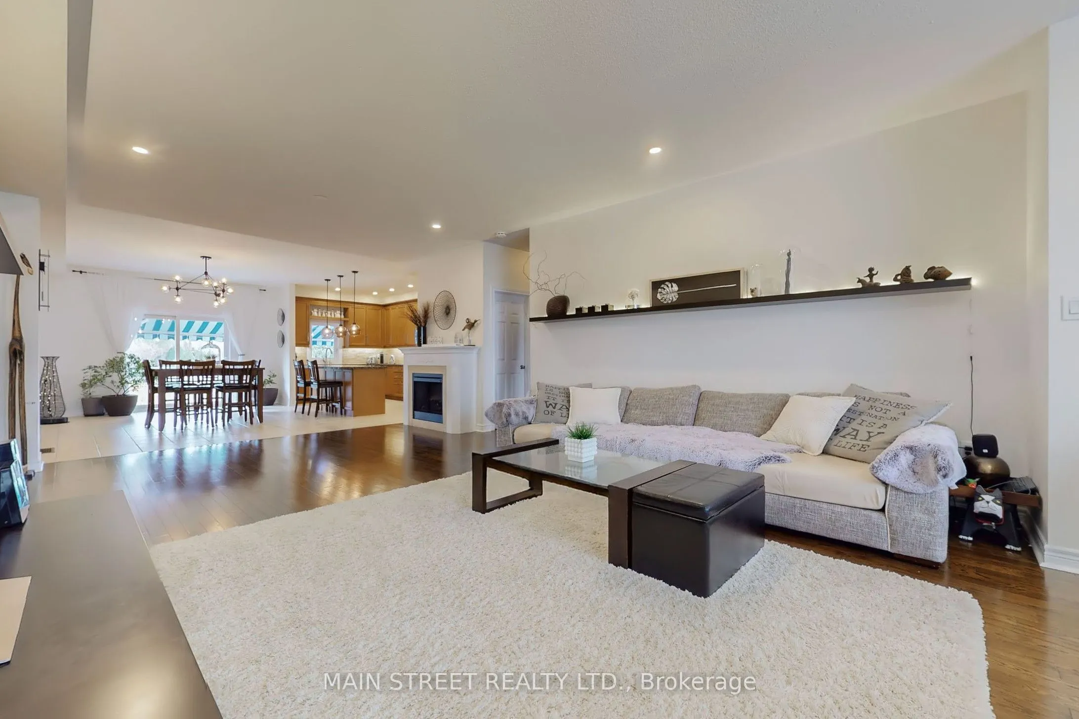 8900 Bathurst Street, #10