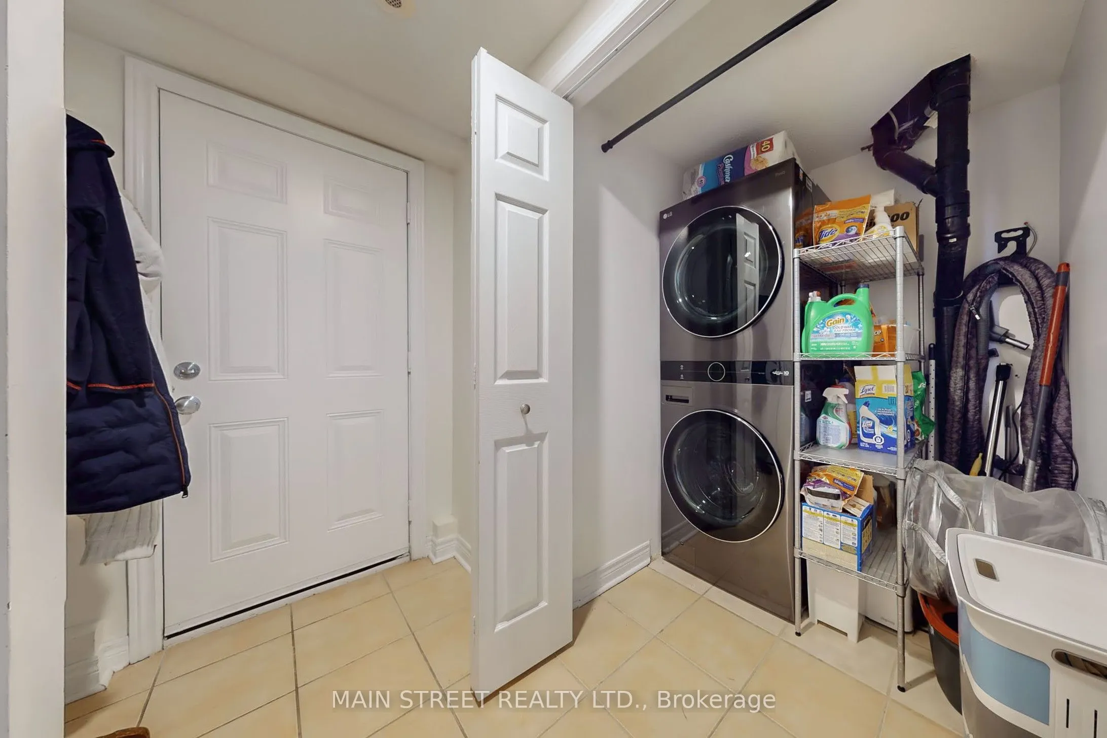 8900 Bathurst Street, #10