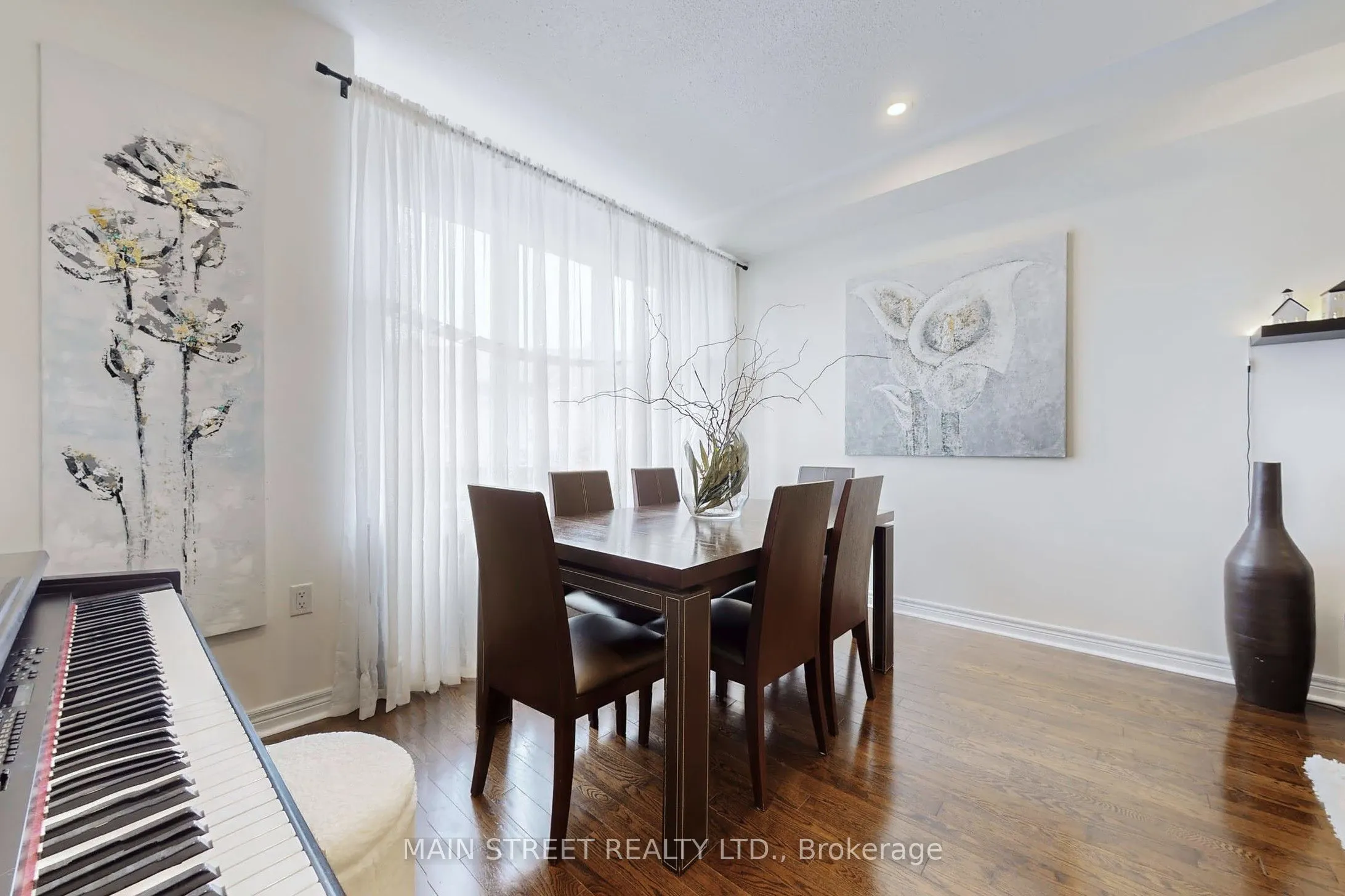 8900 Bathurst Street, #10