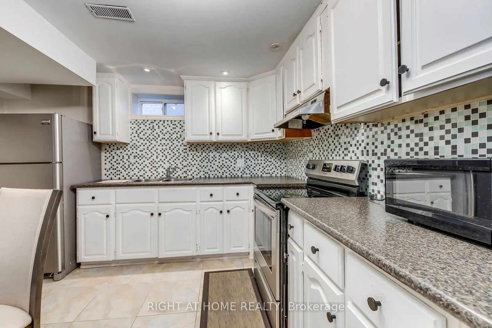 56 Barberry Crescent, #Lower