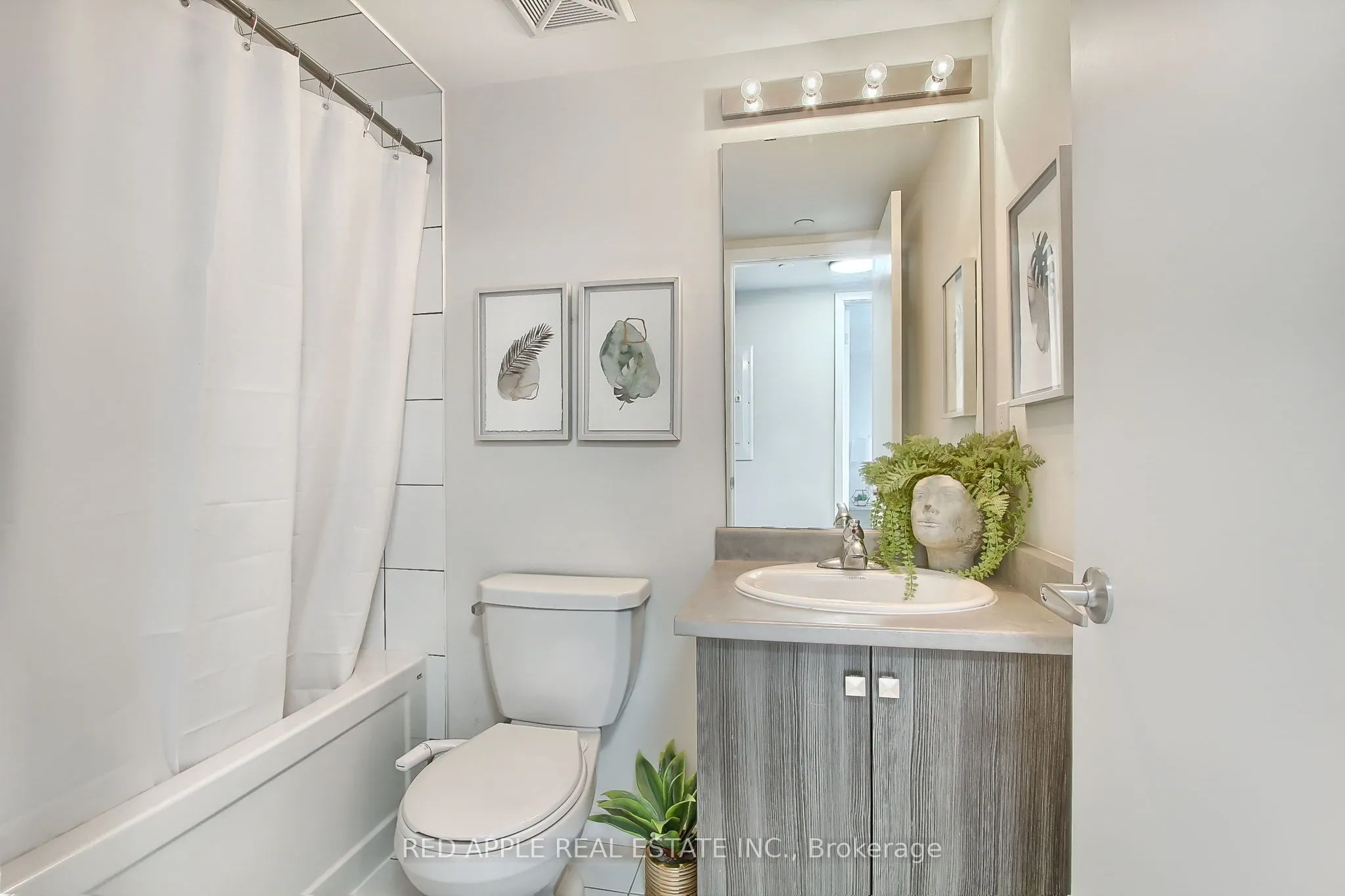 600 Alex Gardner Circle, #110