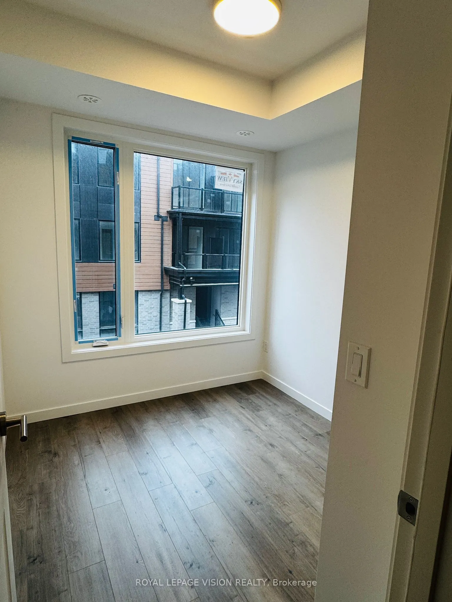 113 Marydale Avenue, #3