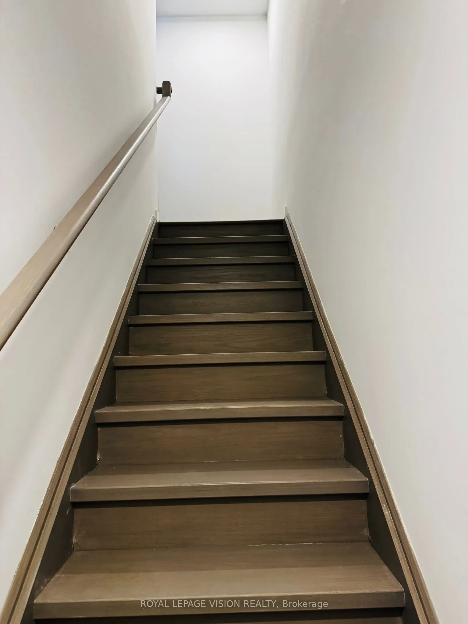 113 Marydale Avenue, #3