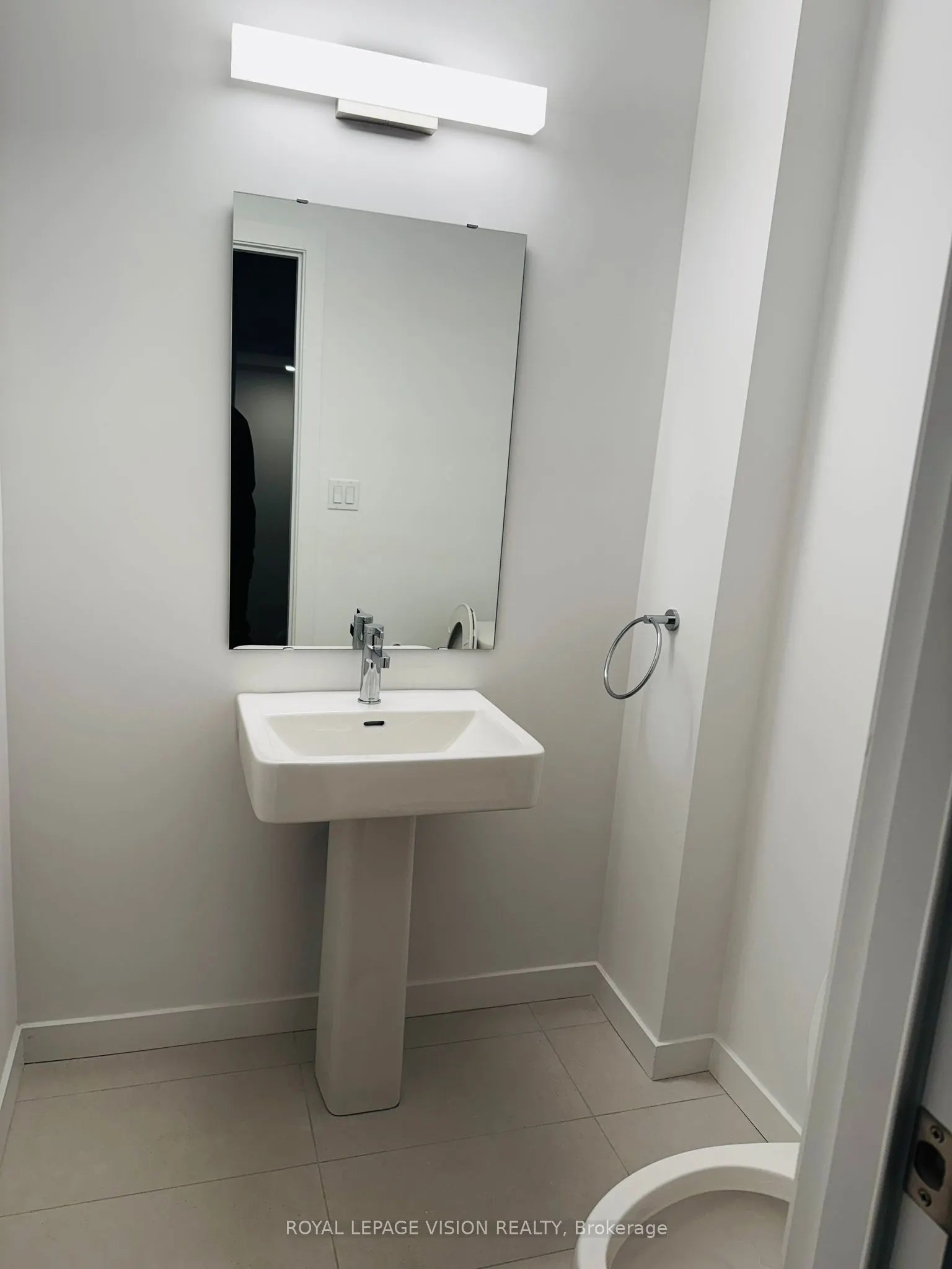 113 Marydale Avenue, #3