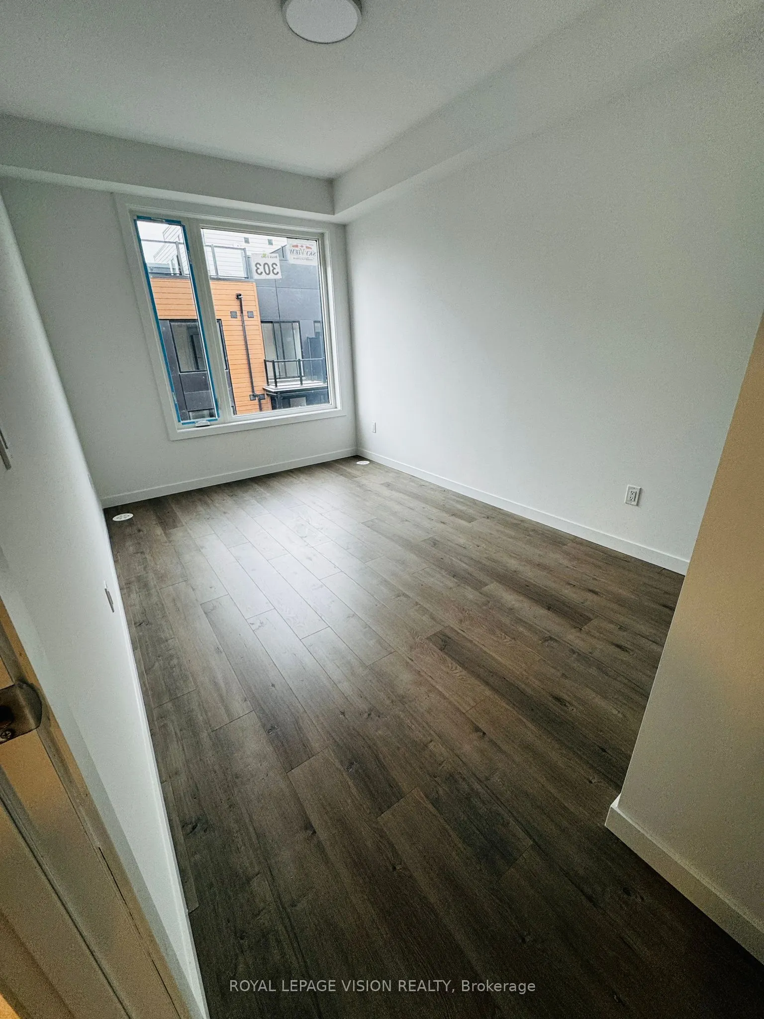 113 Marydale Avenue, #3