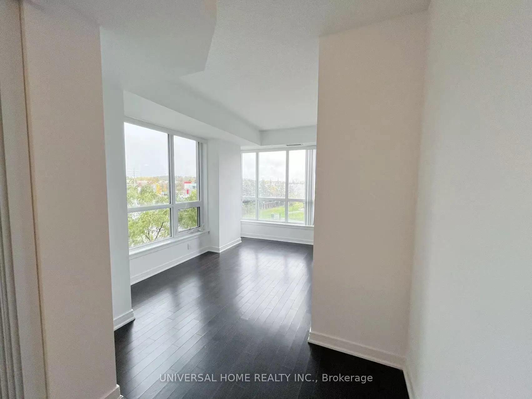 9199 Yonge Street, #SE208