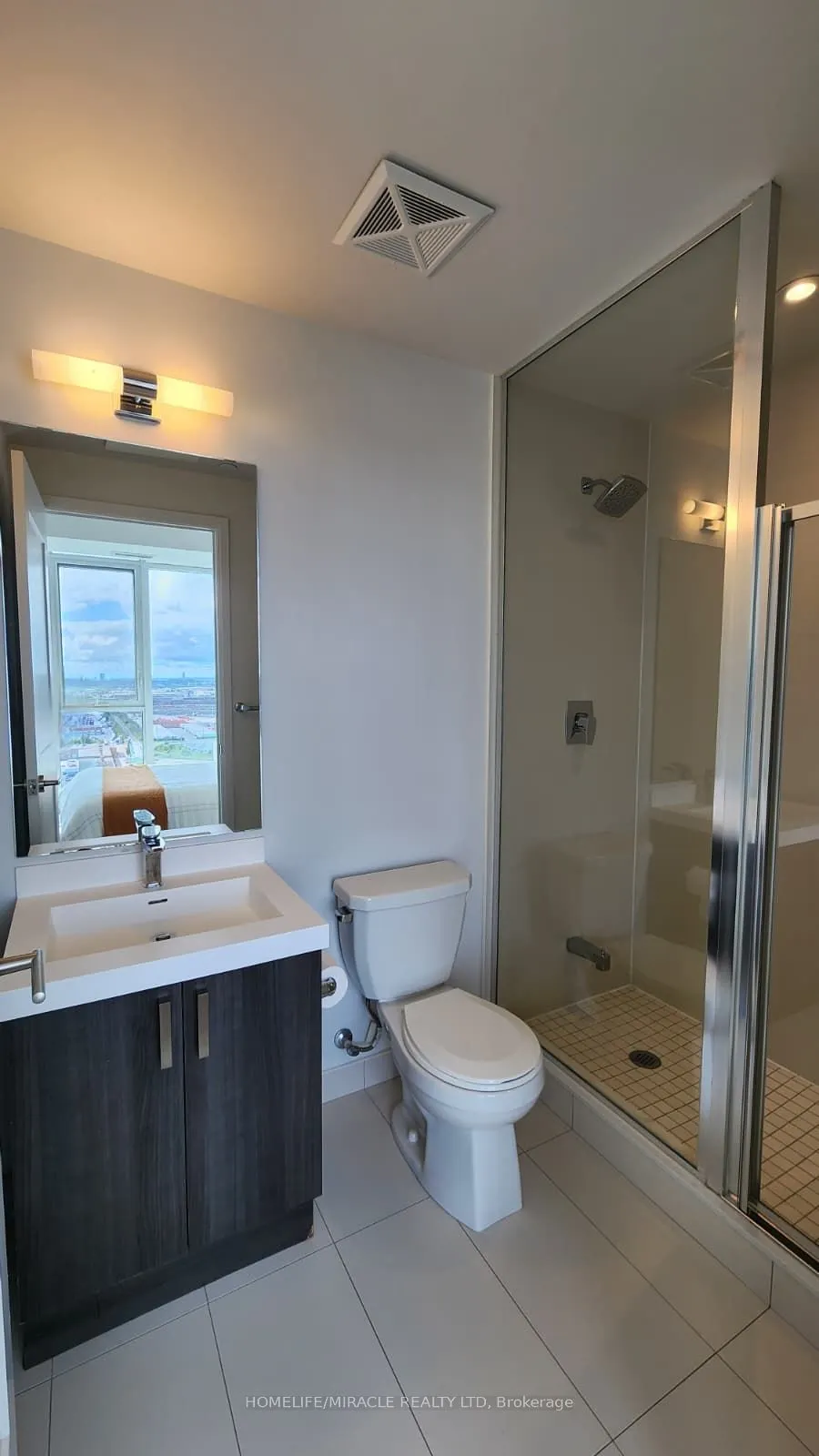 7895 Jane Street, #2004