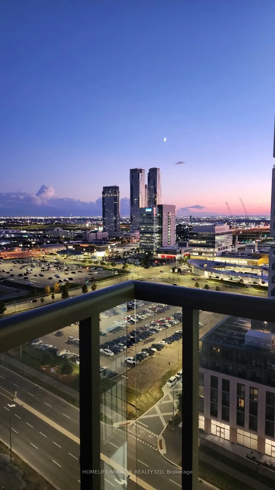 7895 Jane Street, #2004