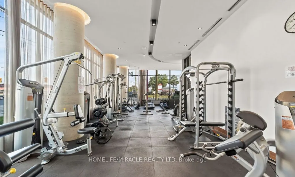 7895 Jane Street, #2004