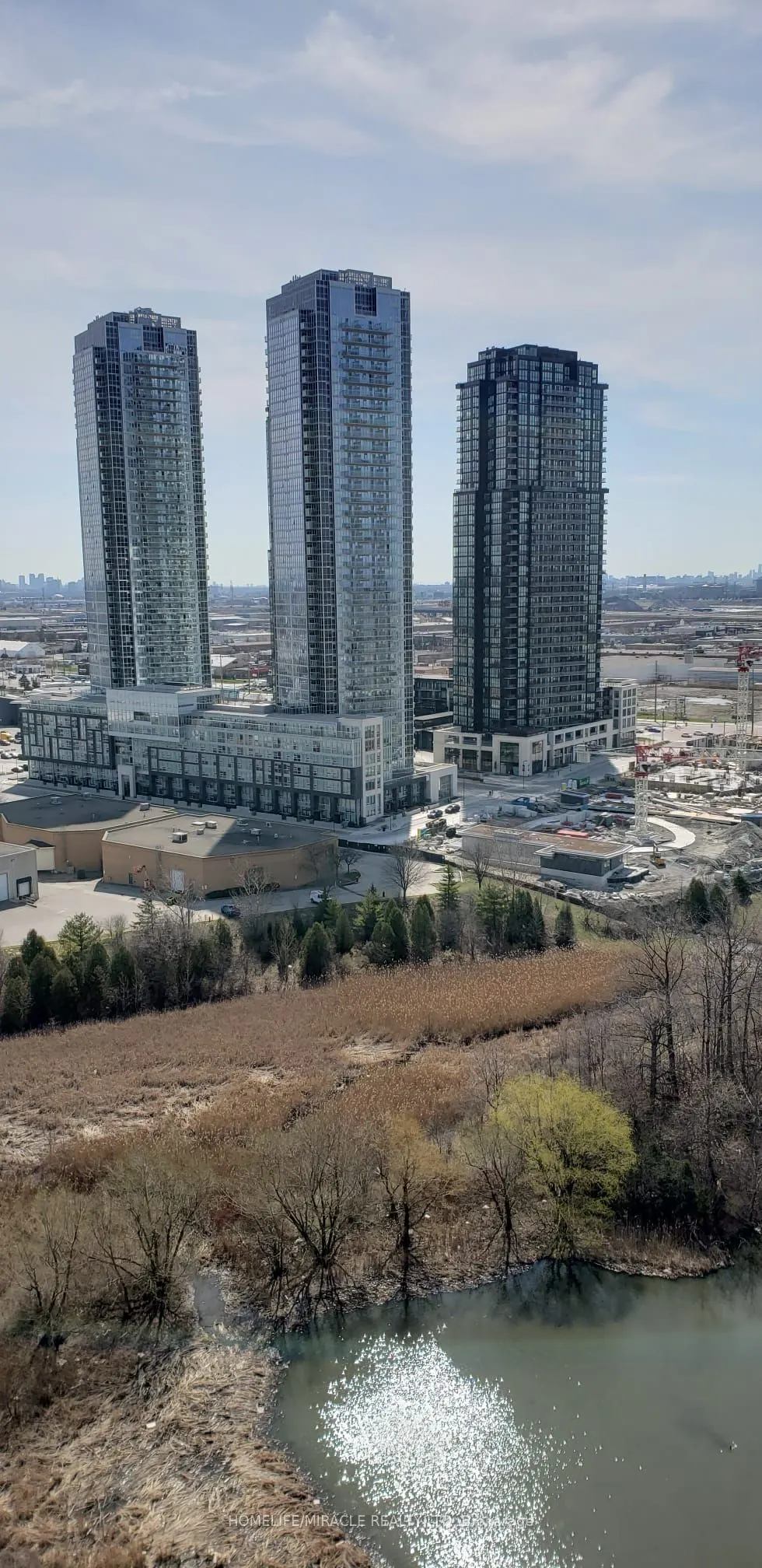 7895 Jane Street, #2004