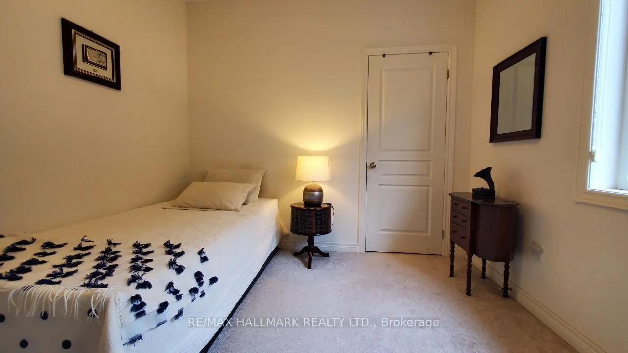 19 Chouinard Way, ##Main&2nd