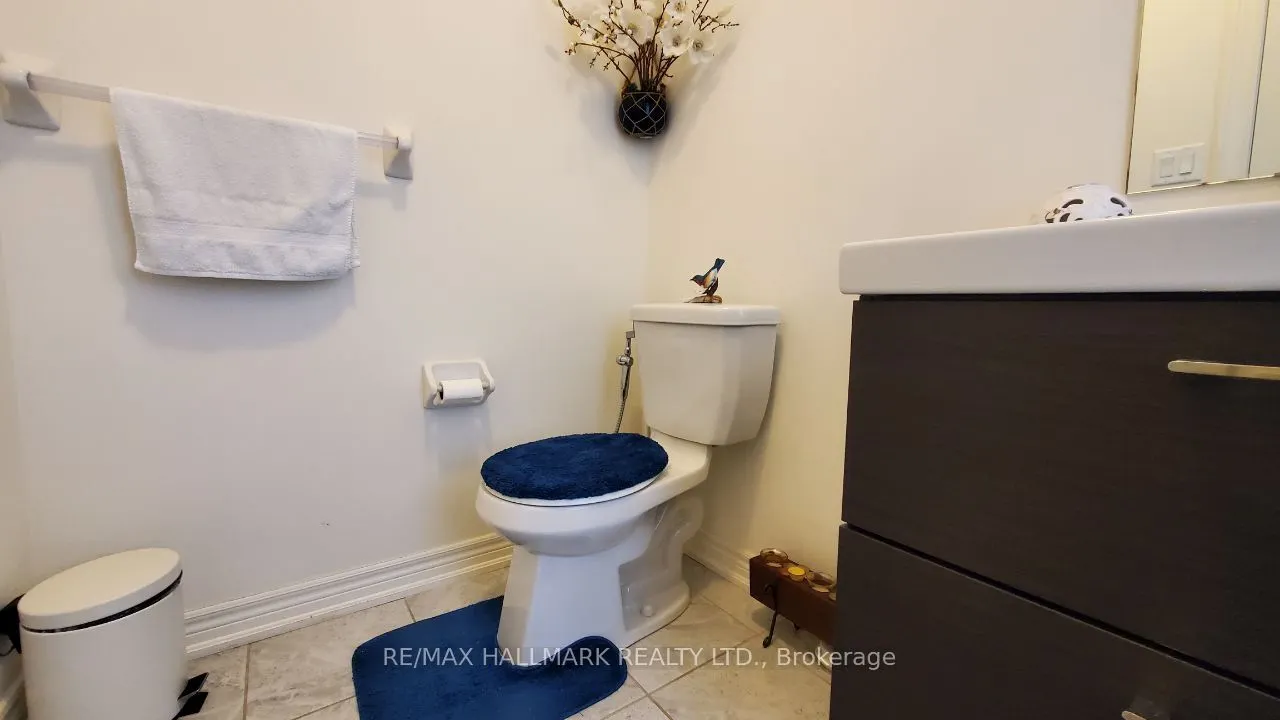 19 Chouinard Way, ##Main&2nd