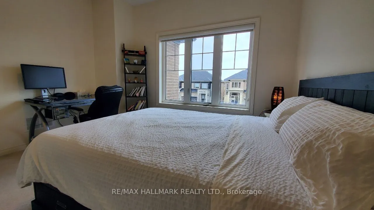 19 Chouinard Way, ##Main&2nd