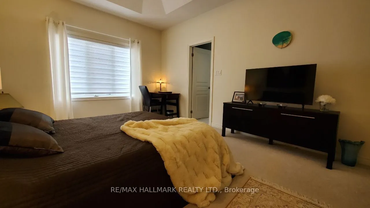 19 Chouinard Way, ##Main&2nd