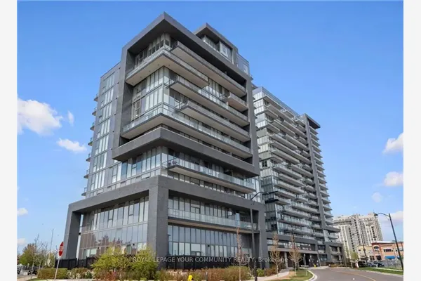 20 Gatineau Drive, #404