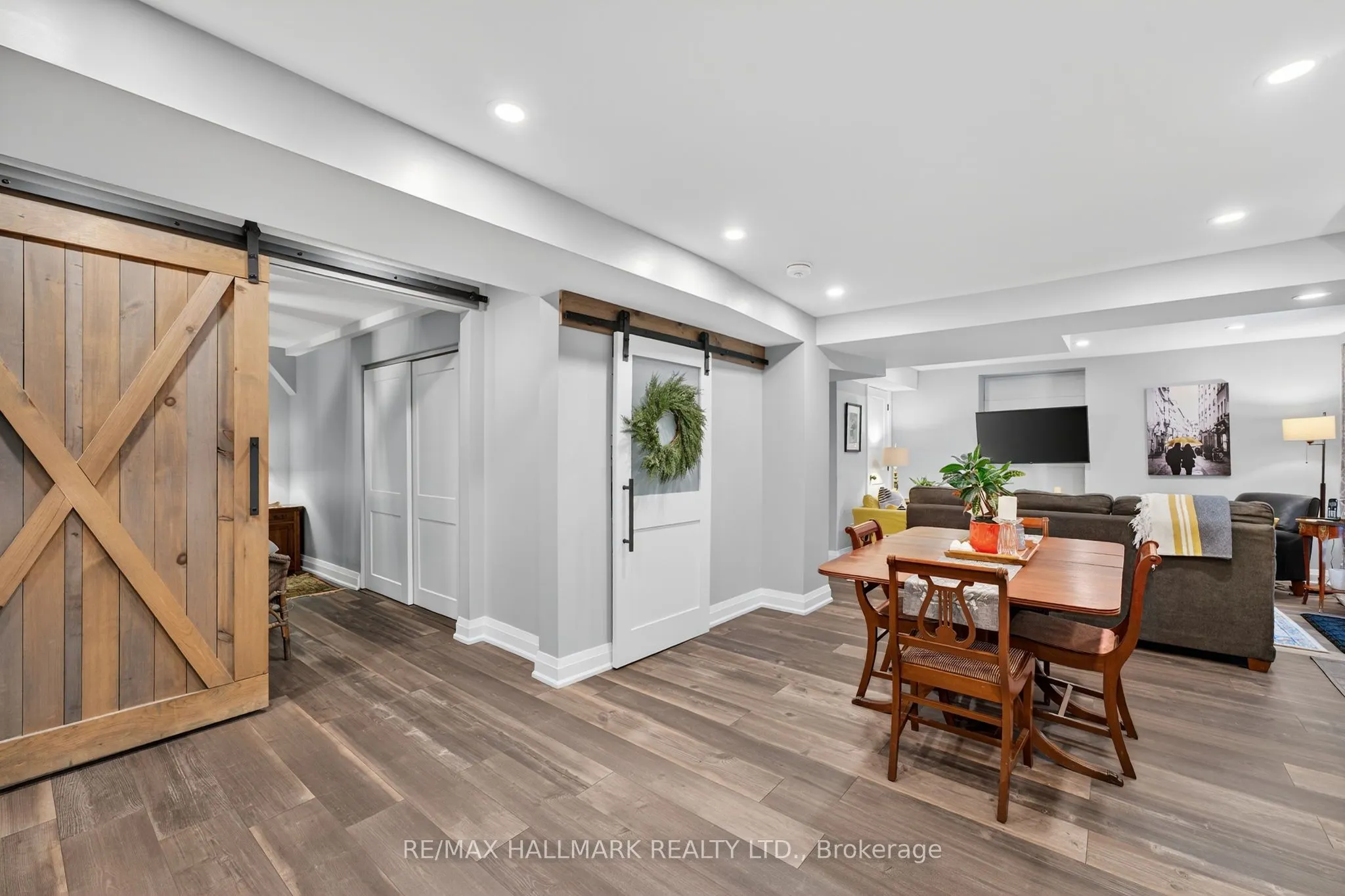 101 Old Surrey Lane Lane