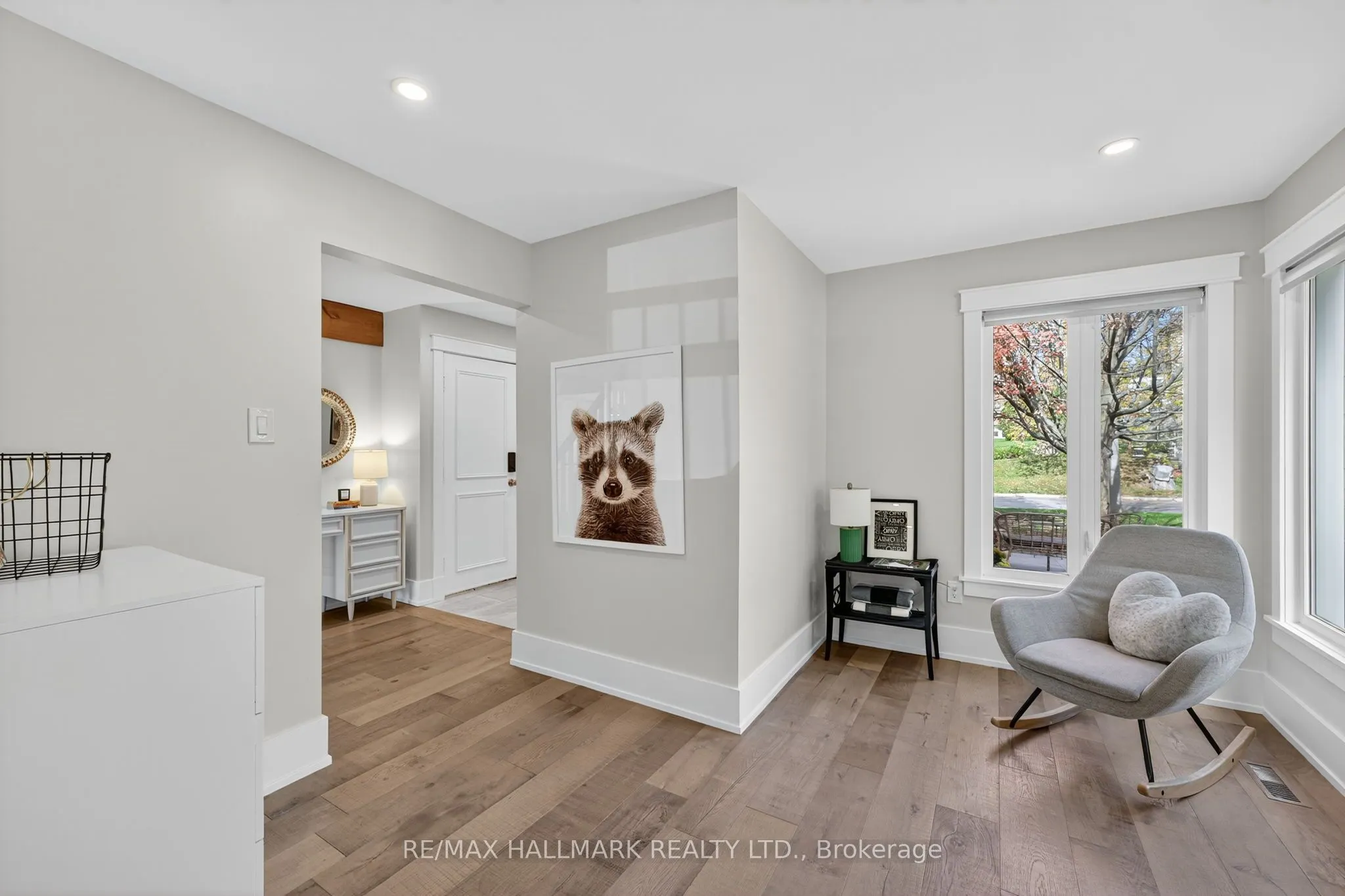 101 Old Surrey Lane Lane