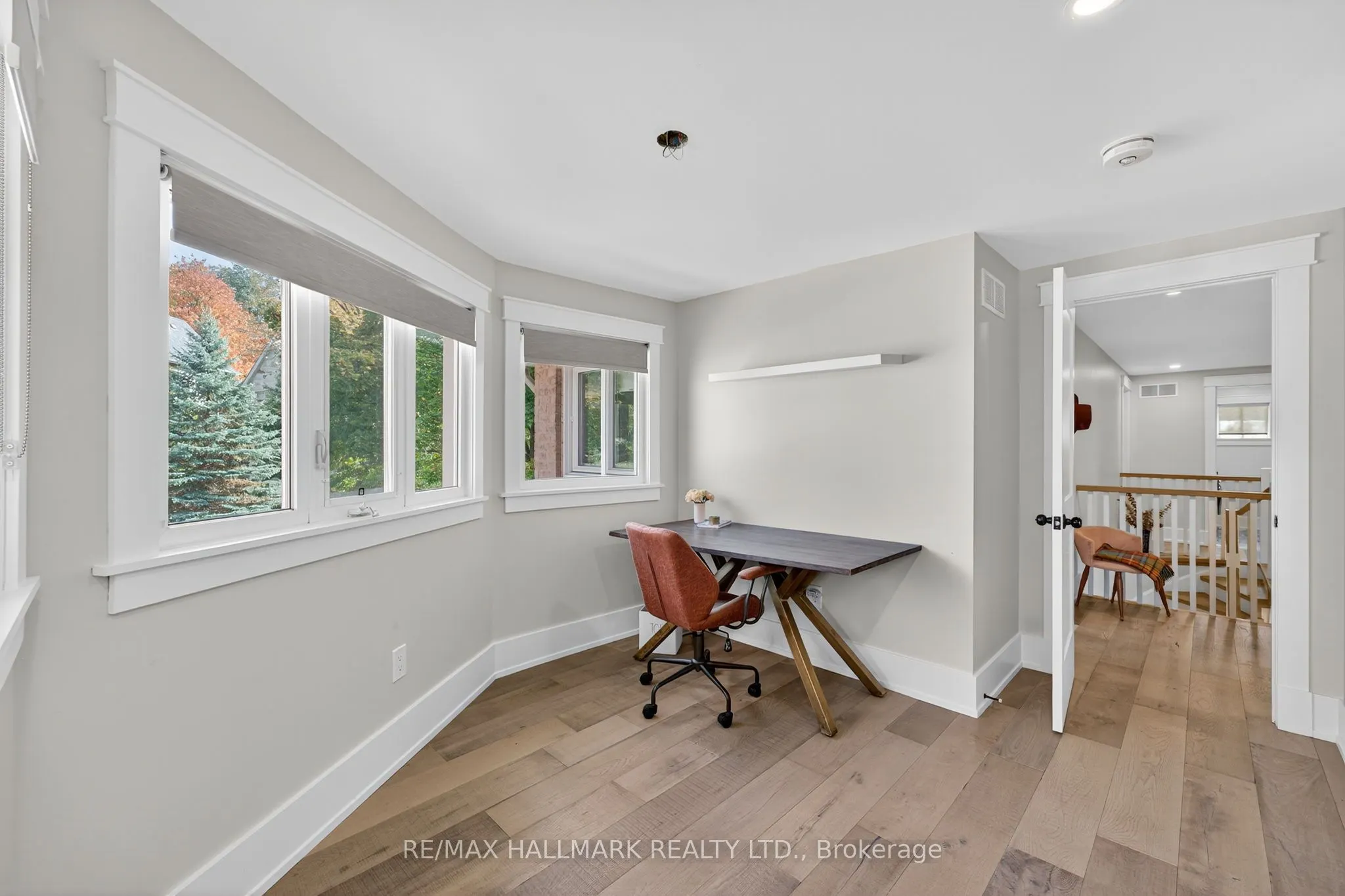 101 Old Surrey Lane Lane