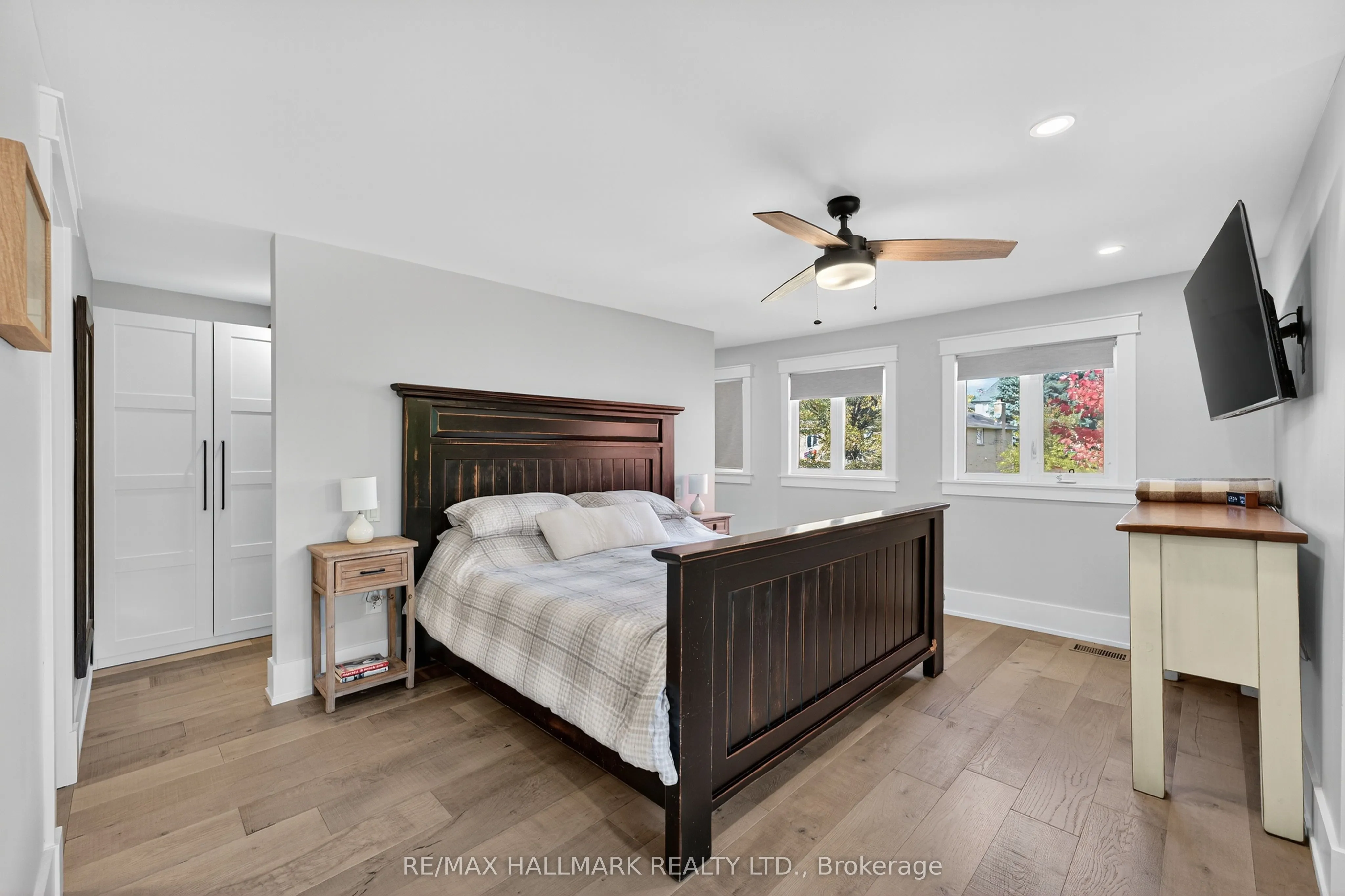 101 Old Surrey Lane Lane