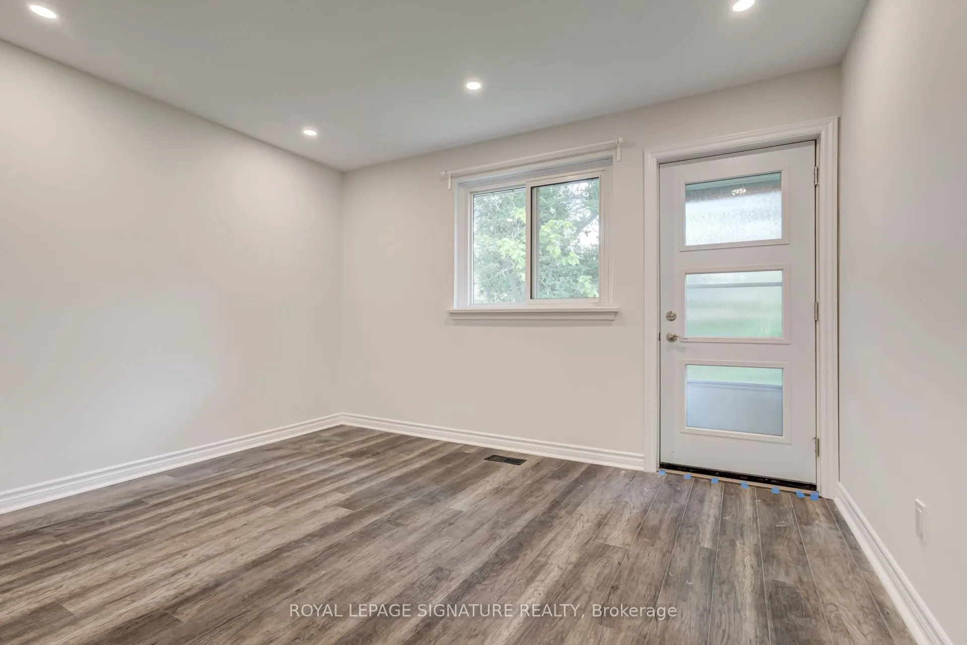 144 Willow Lane, #Main