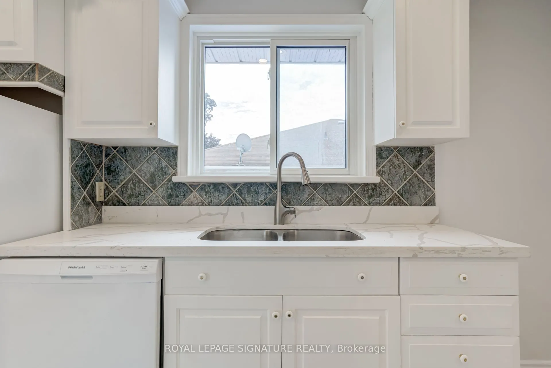 144 Willow Lane, #Main