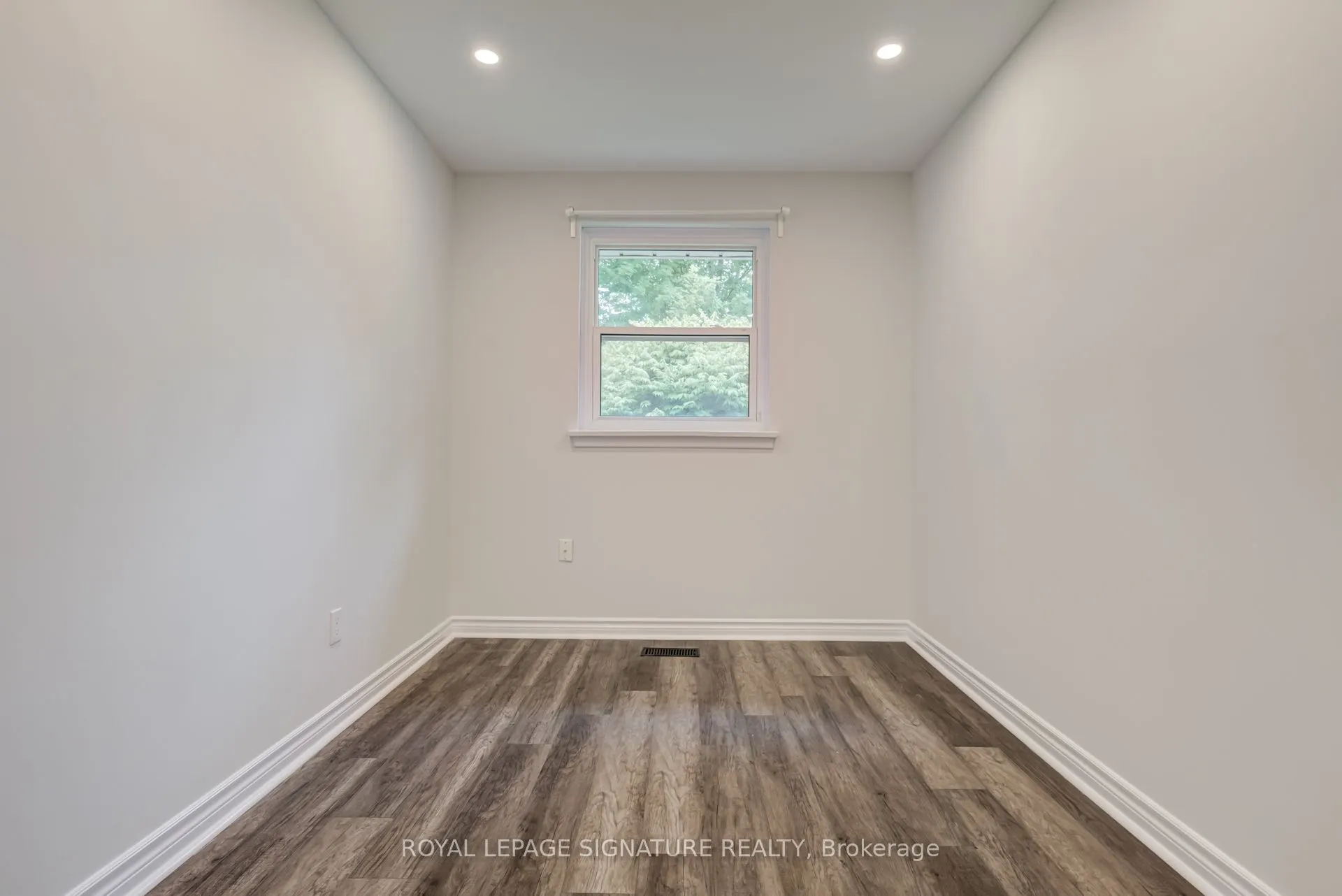 144 Willow Lane, #Main