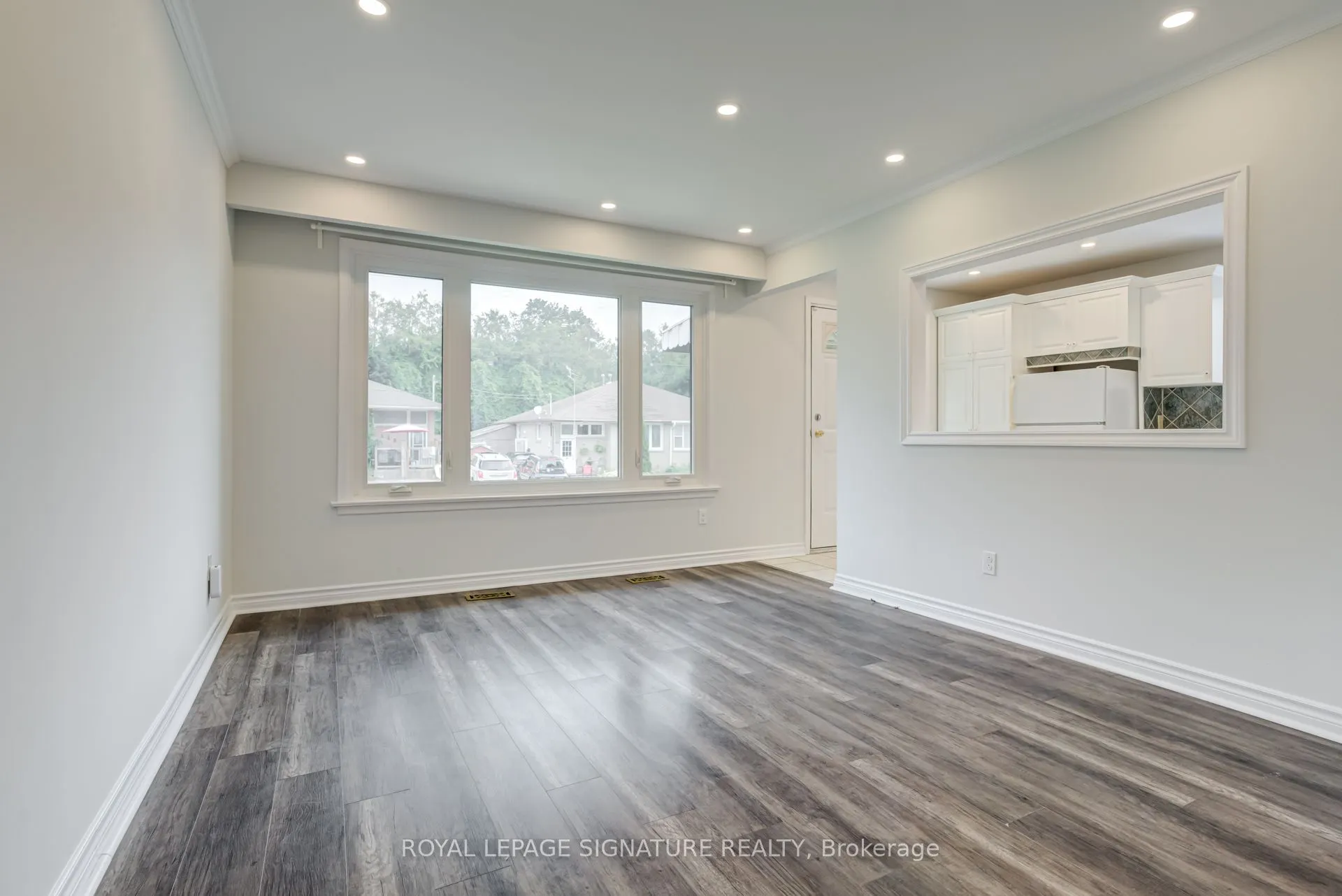 144 Willow Lane, #Main