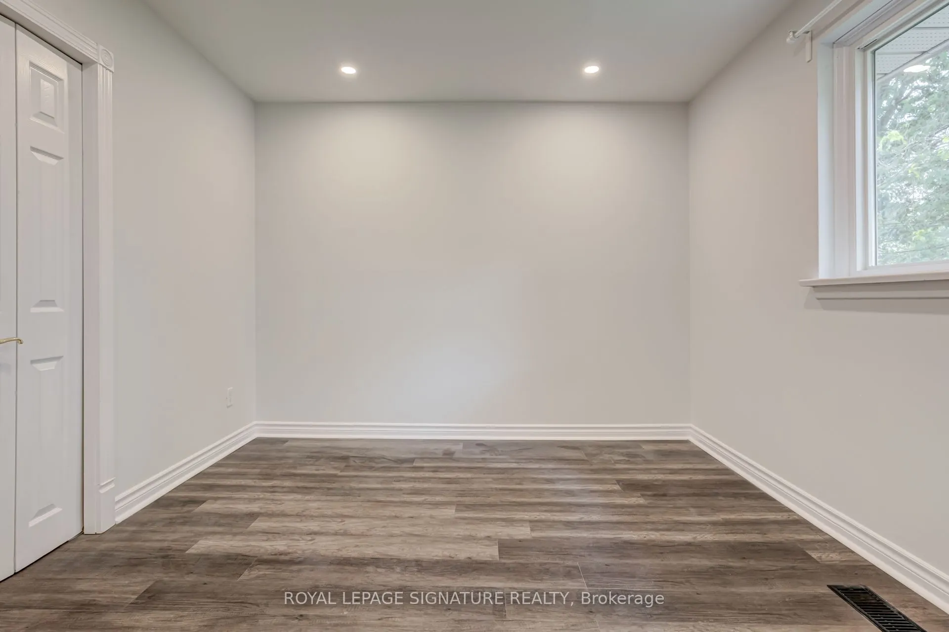 144 Willow Lane, #Main