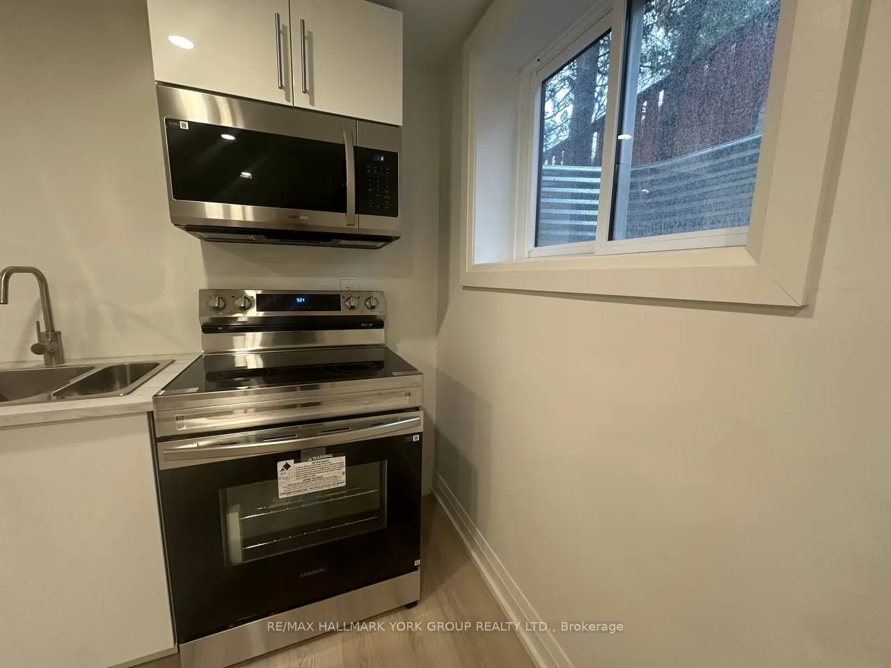 106 Woodpark Place E, #BASEMENT