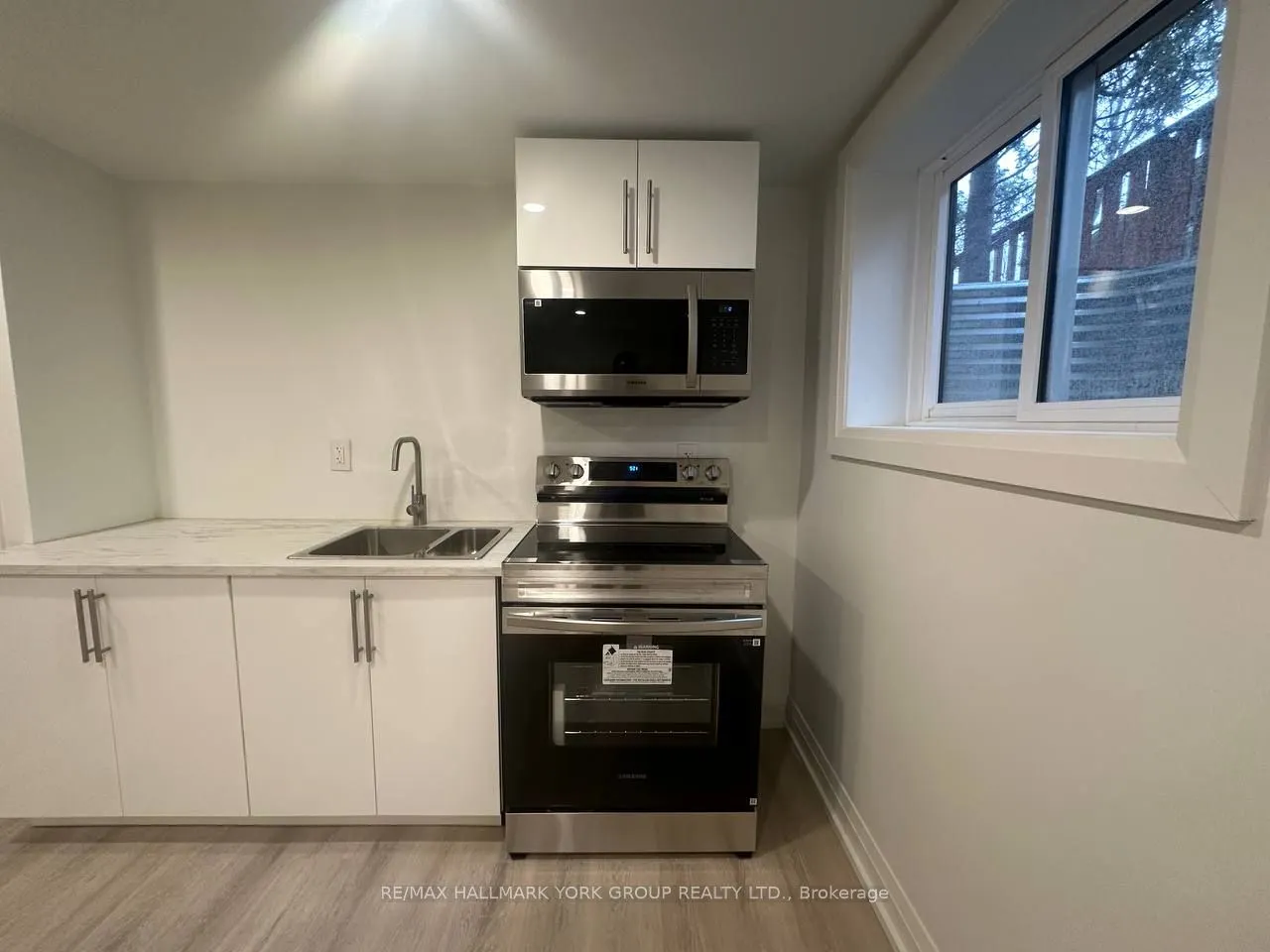 106 Woodpark Place E, #BASEMENT