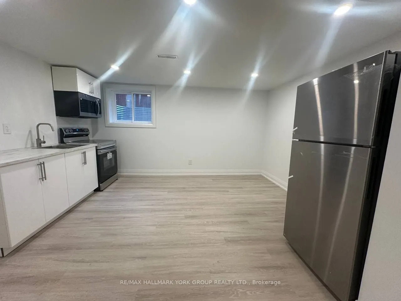 106 Woodpark Place E, #BASEMENT