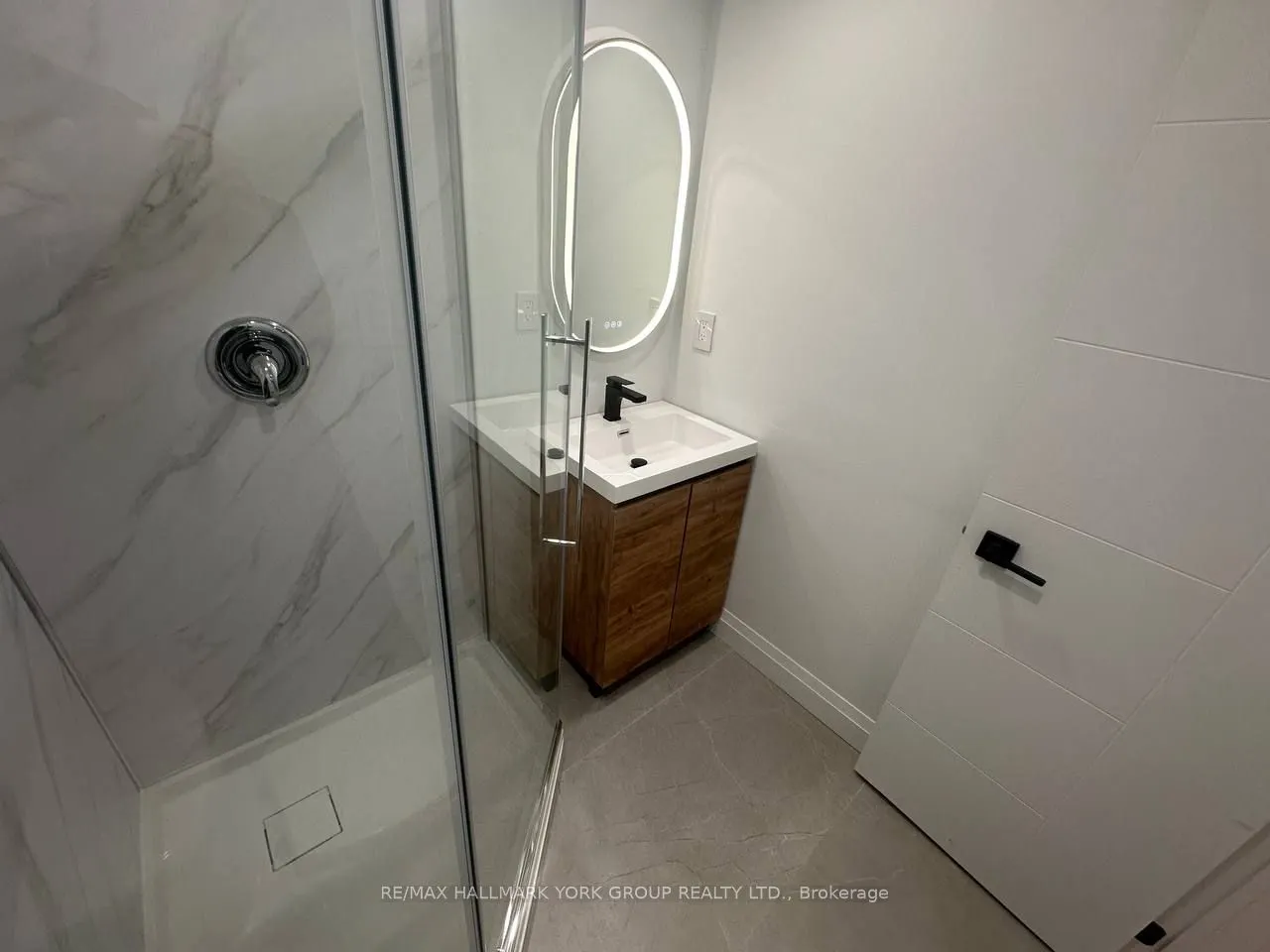 106 Woodpark Place E, #BASEMENT