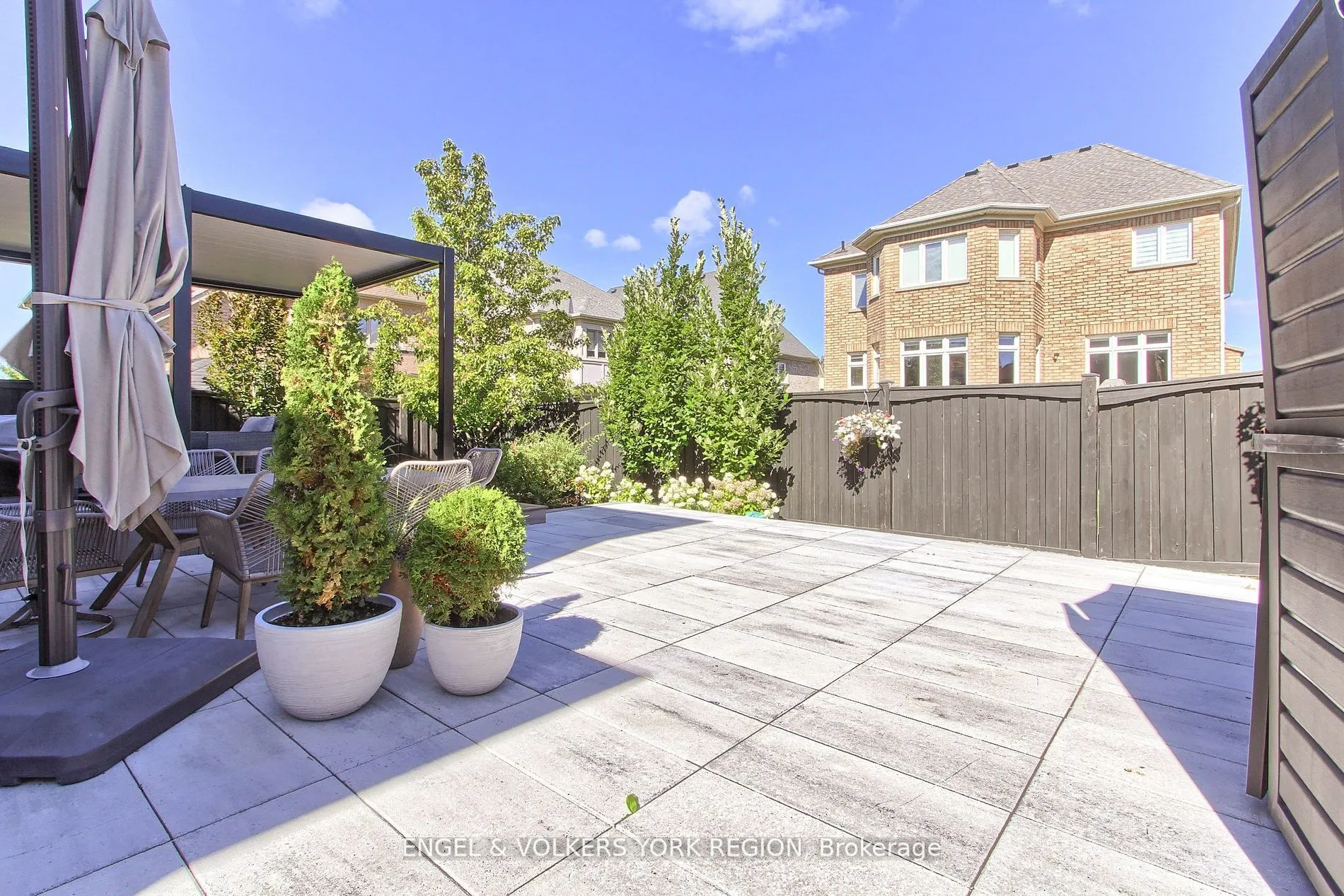 4 Valley Point Crescent, #Bsmt