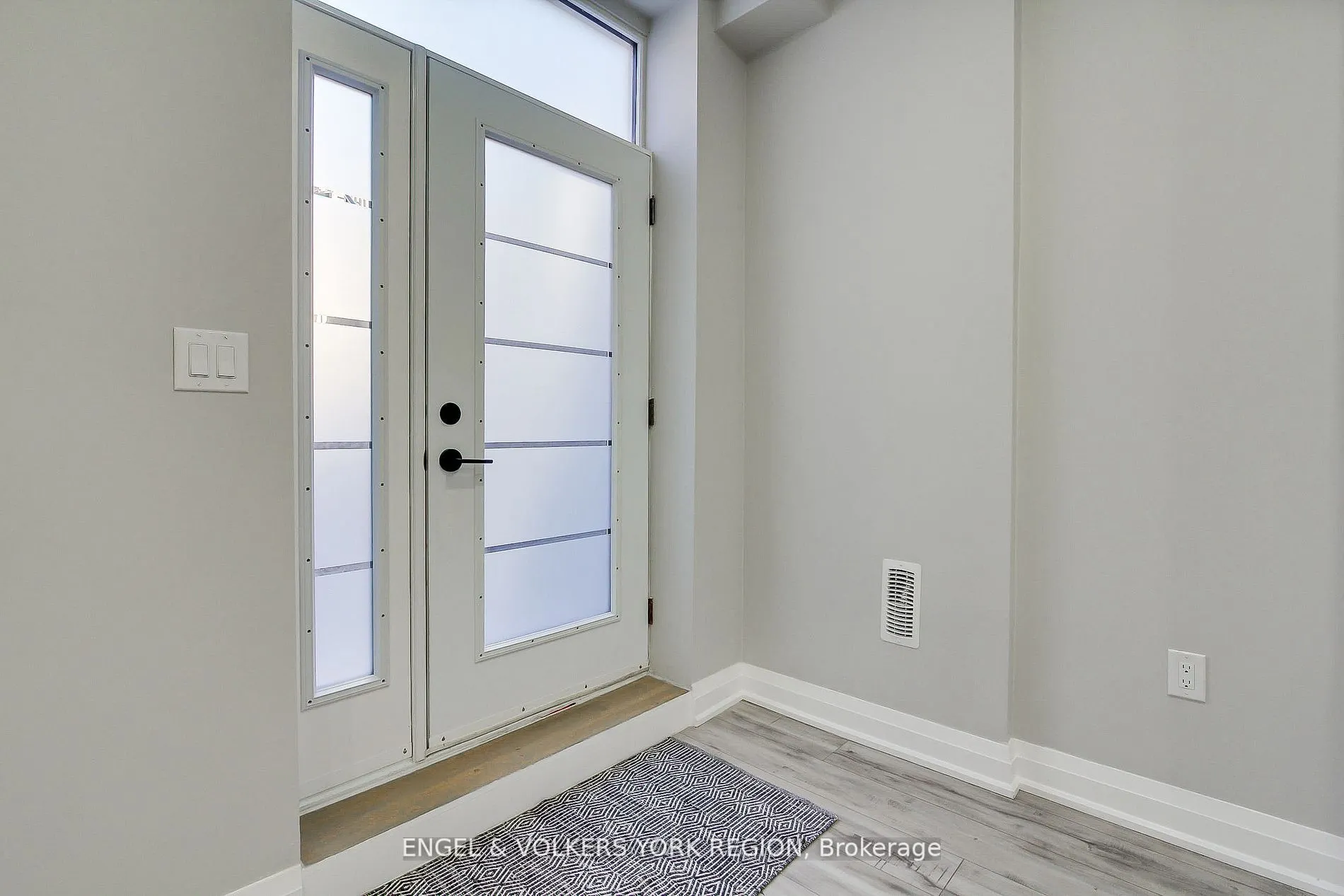 4 Valley Point Crescent, #Bsmt