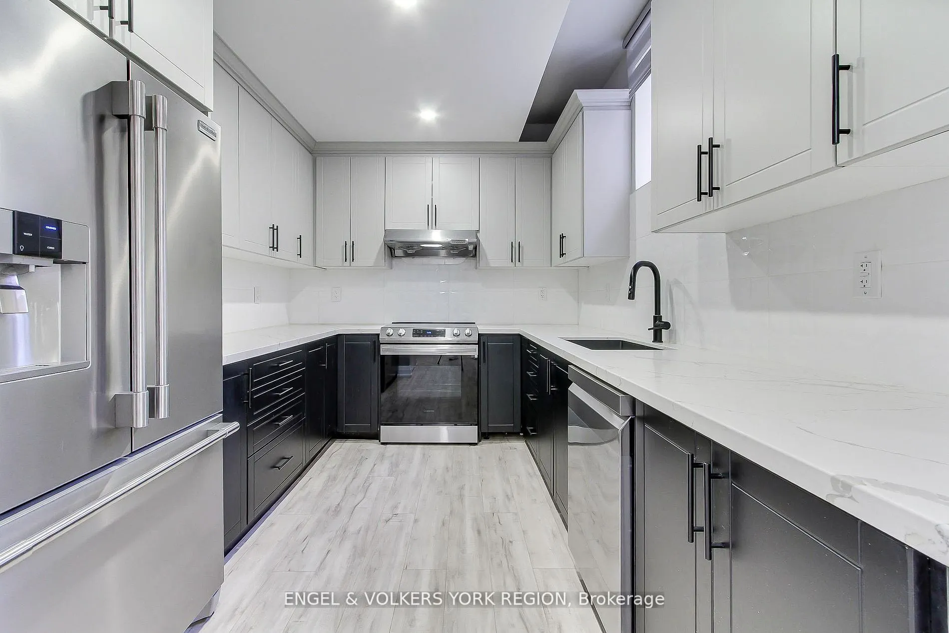 4 Valley Point Crescent, #Bsmt