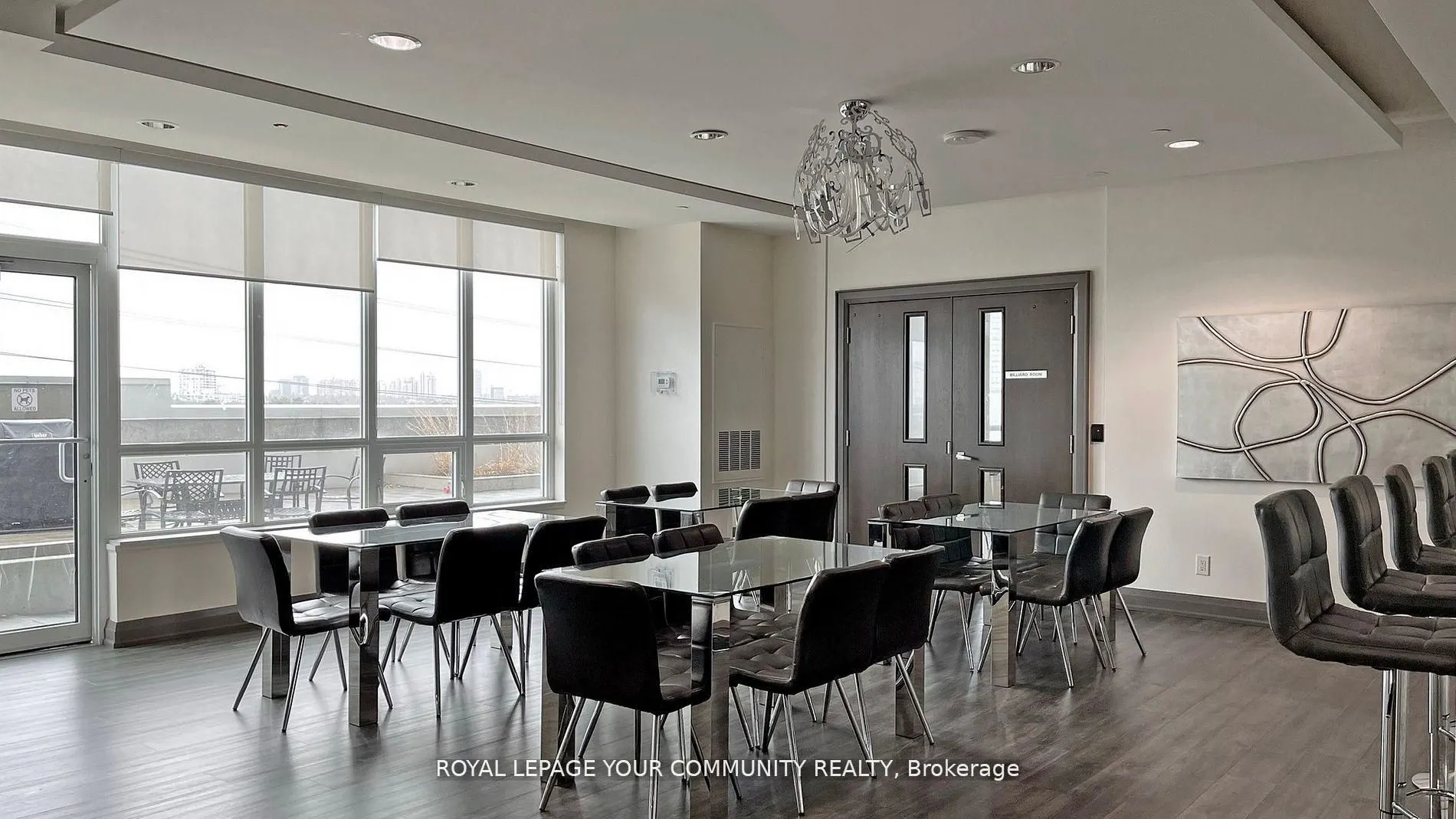 7171 Yonge Street, #1403