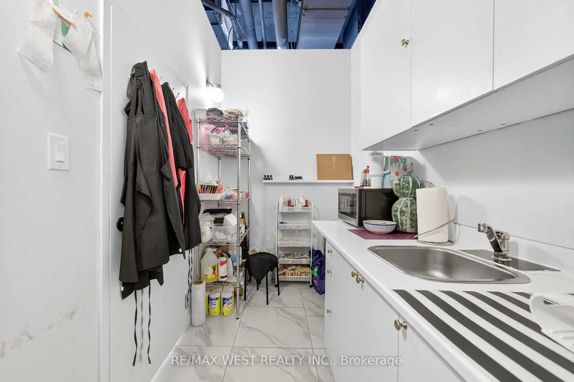 2396 Major Mackenzie Drive W, #7