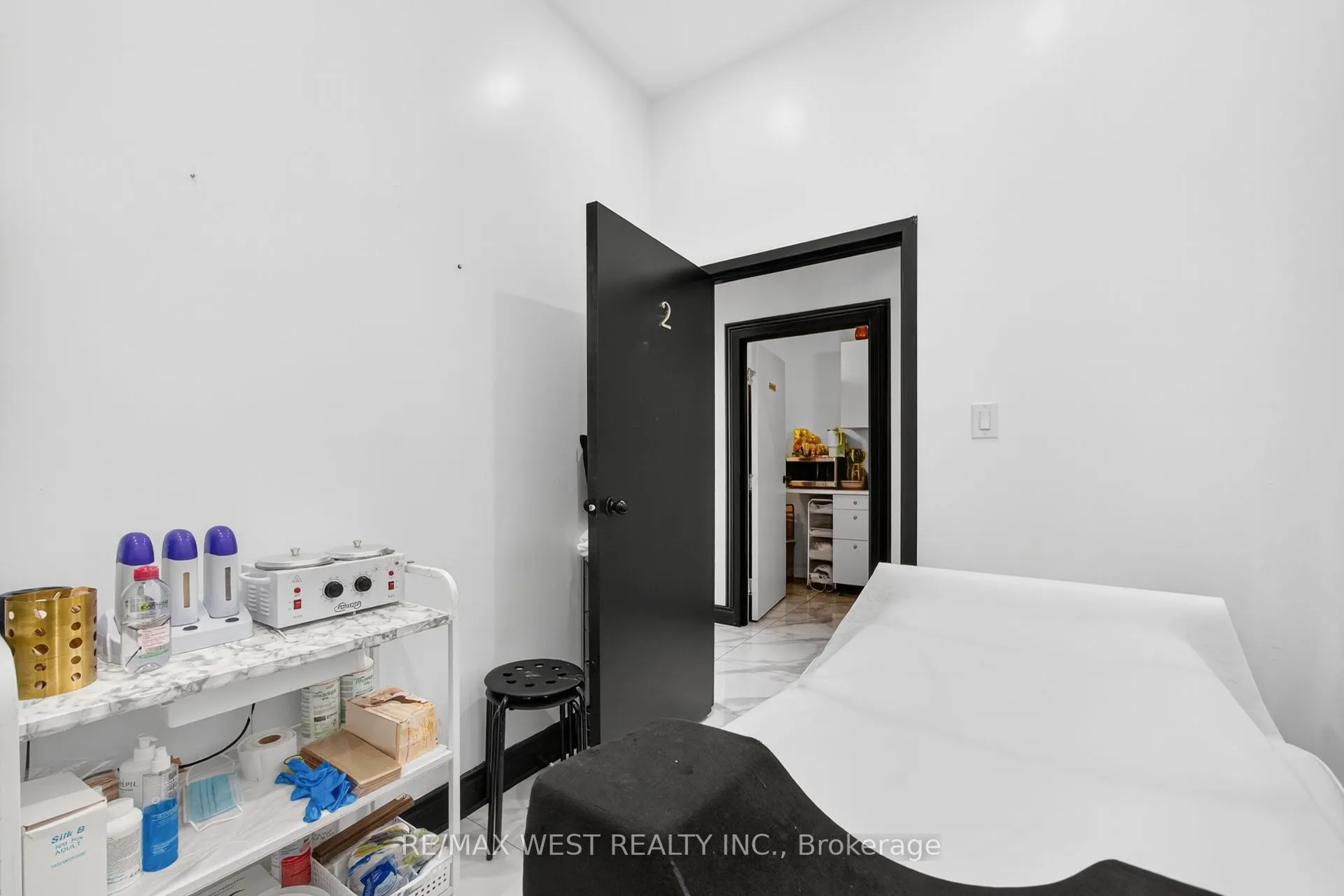 2396 Major Mackenzie Drive W, #7