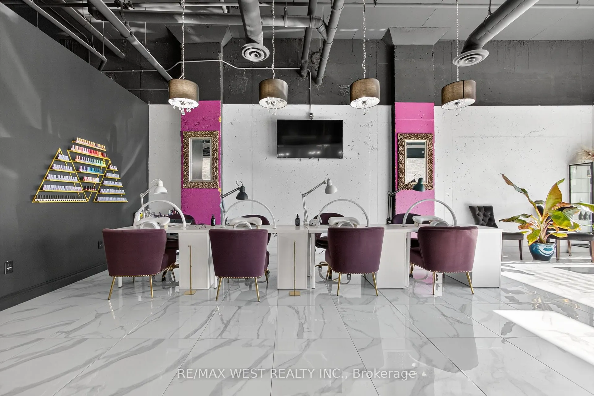 2396 Major Mackenzie Drive W, #7