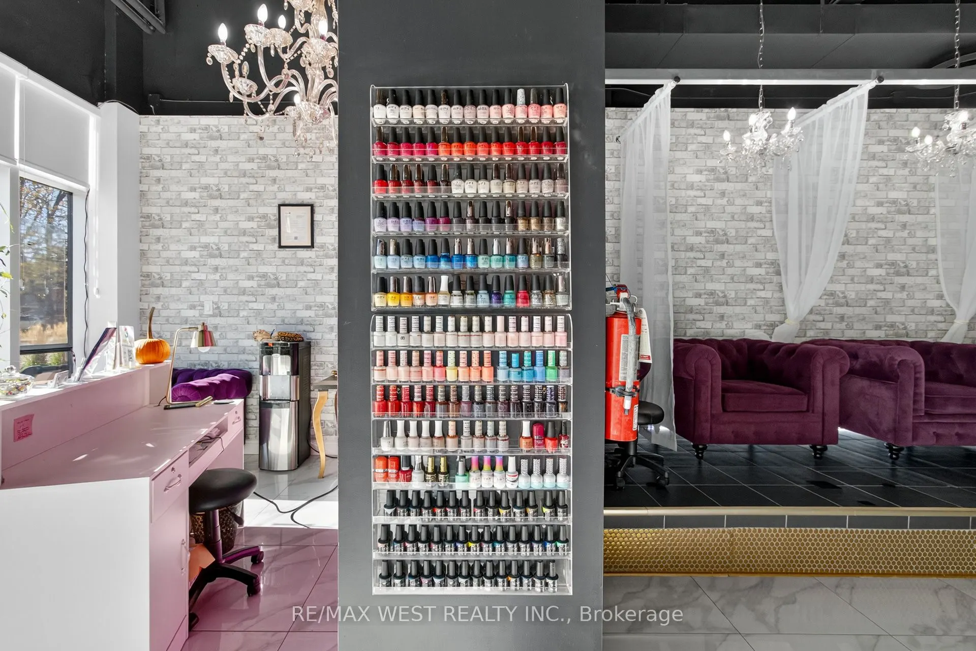 2396 Major Mackenzie Drive W, #7