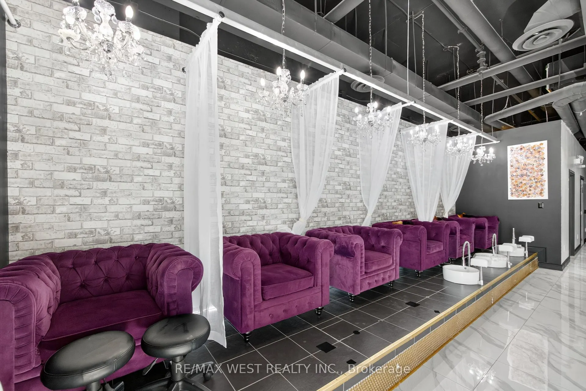 2396 Major Mackenzie Drive W, #7