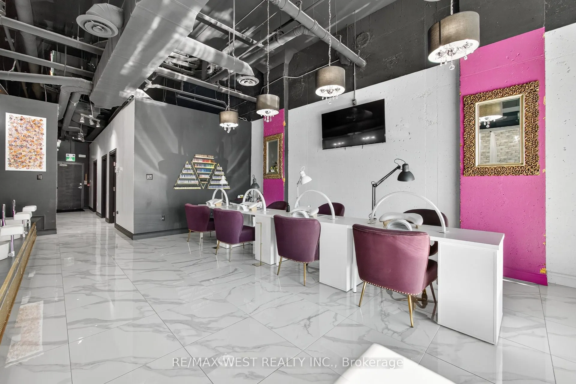 2396 Major Mackenzie Drive W, #7