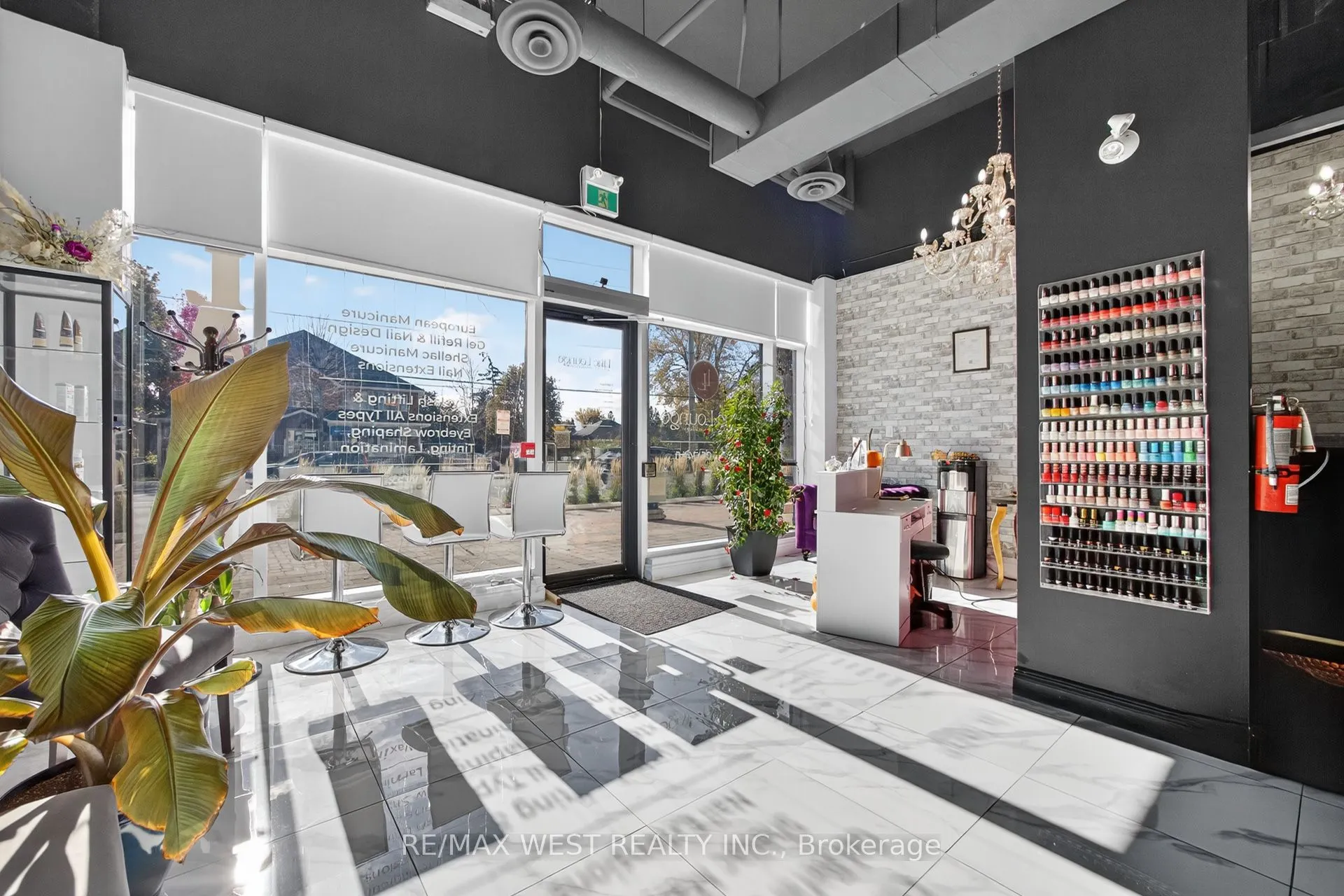 2396 Major Mackenzie Drive W, #7