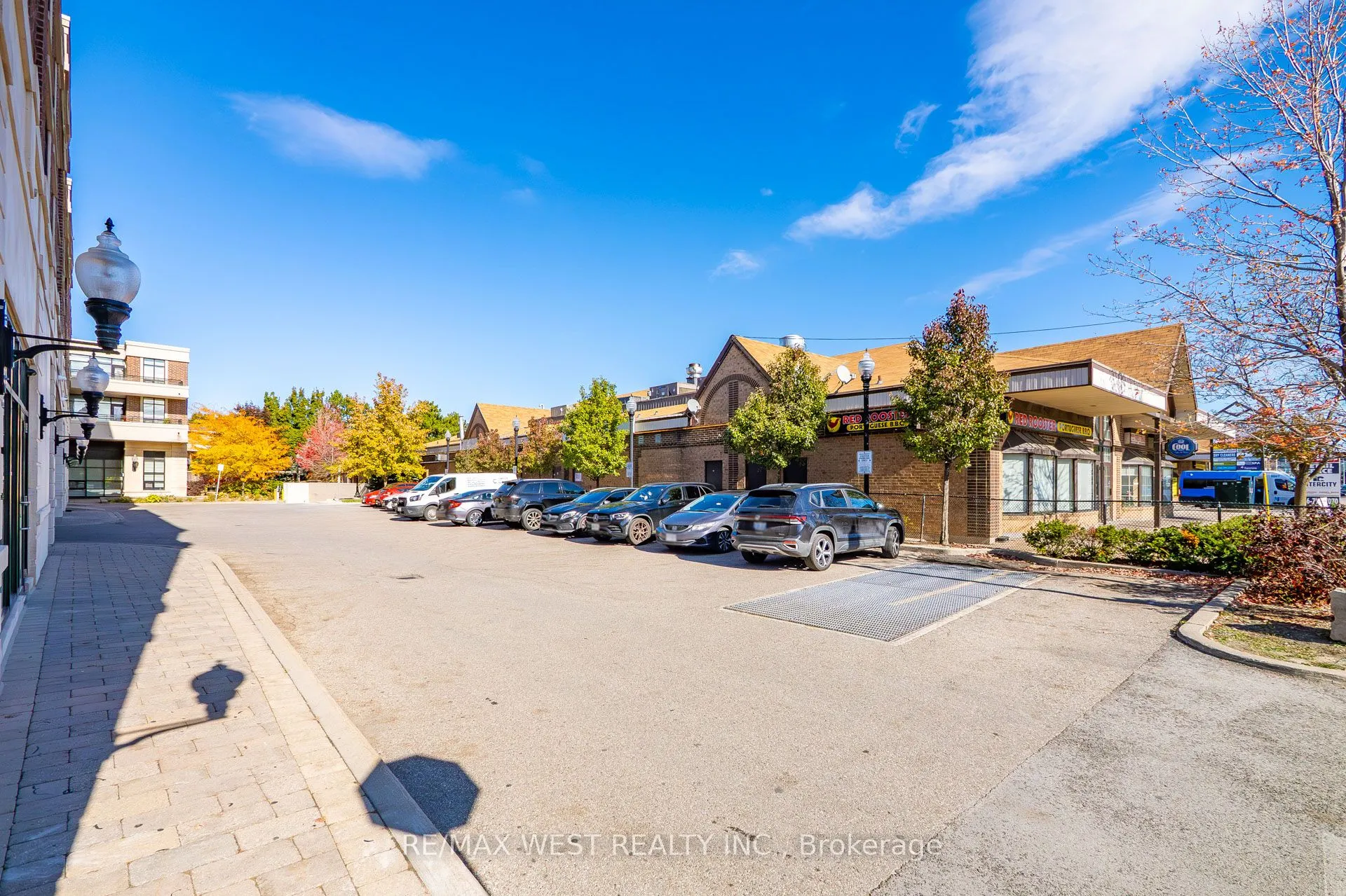 2396 Major Mackenzie Drive W, #7